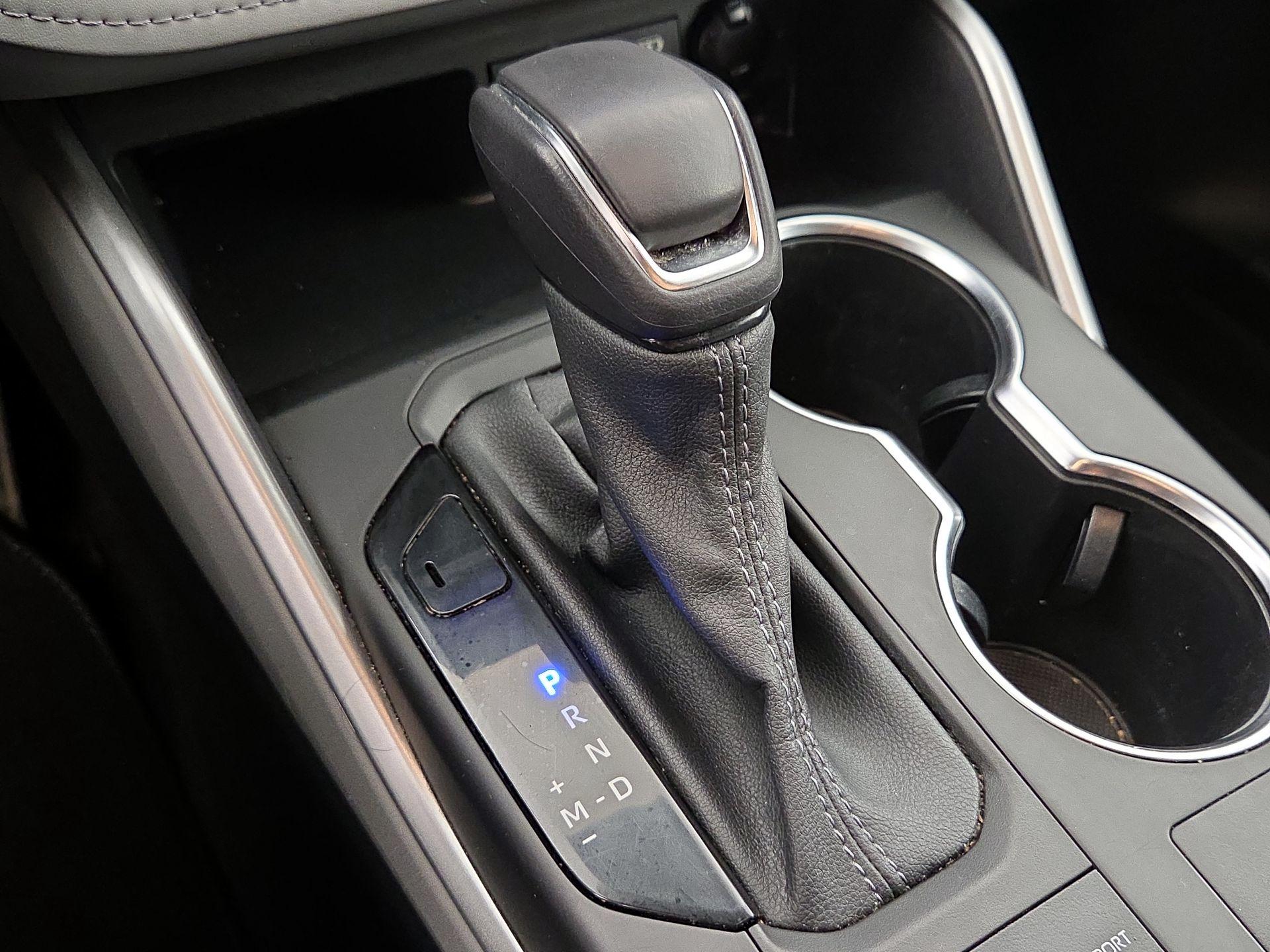 Thumbnail: 2023 Toyota Highlander - 17