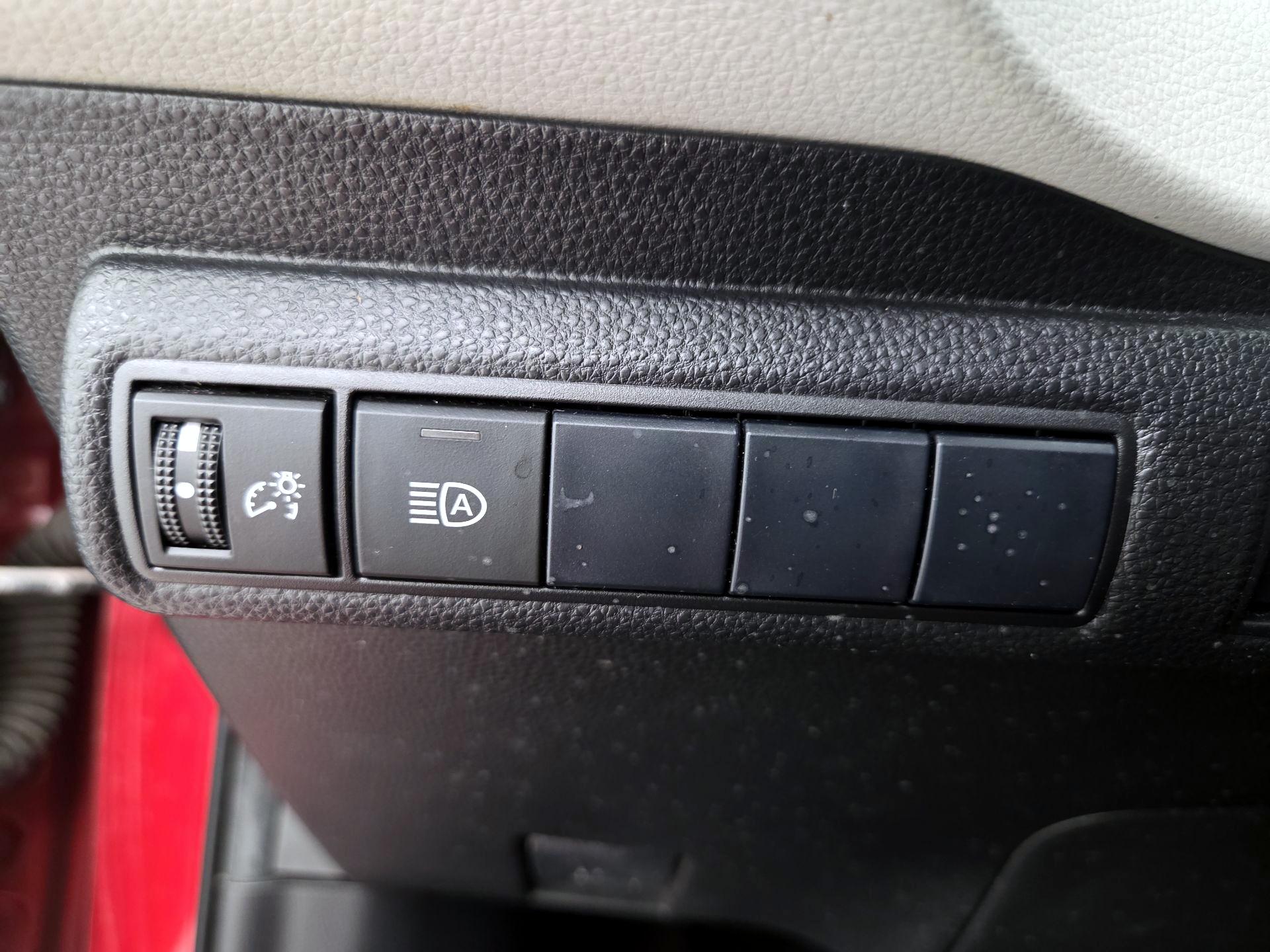 Thumbnail: 2020 Toyota Corolla - 13