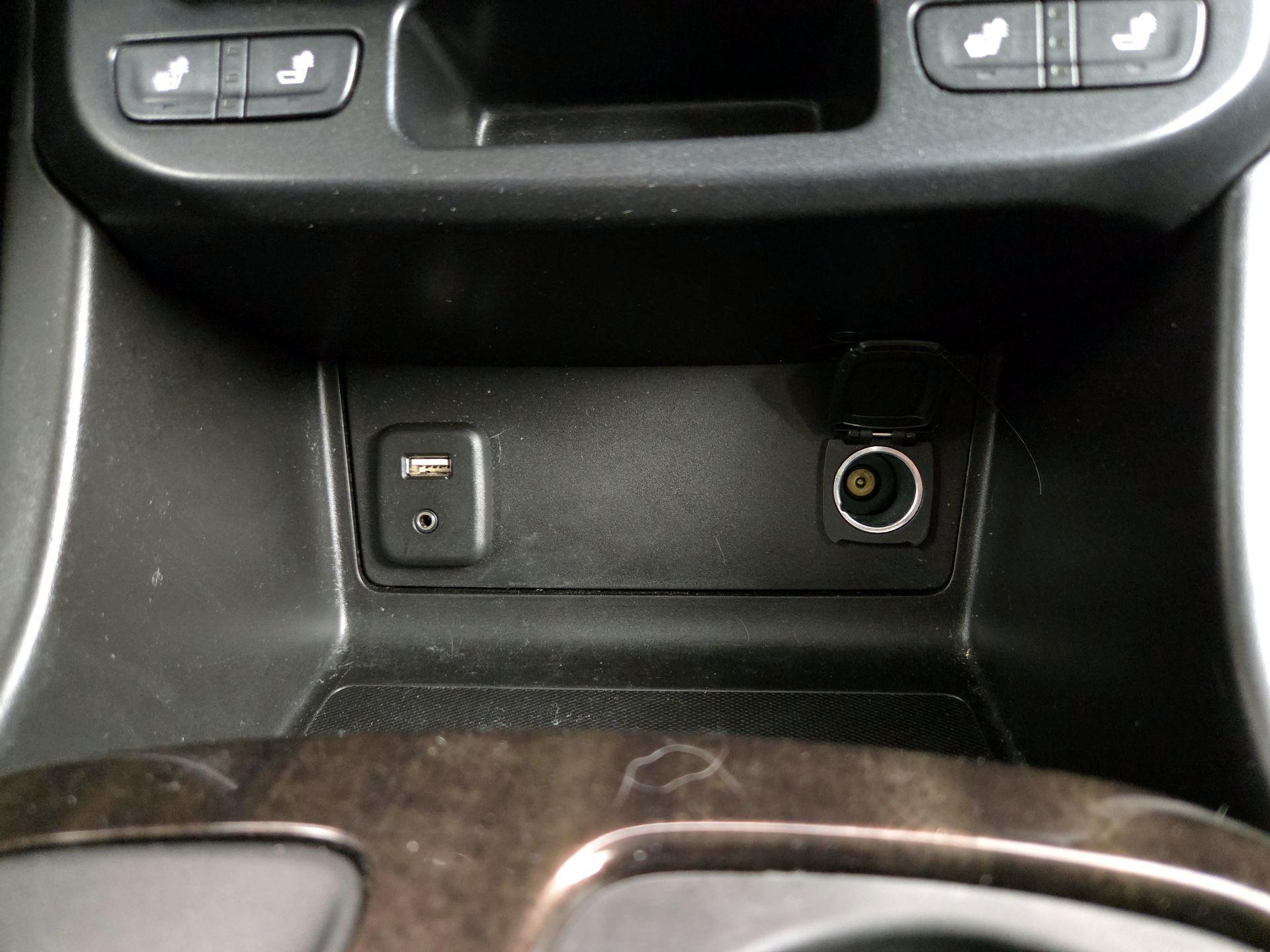 Thumbnail: 2016 GMC Canyon - 19