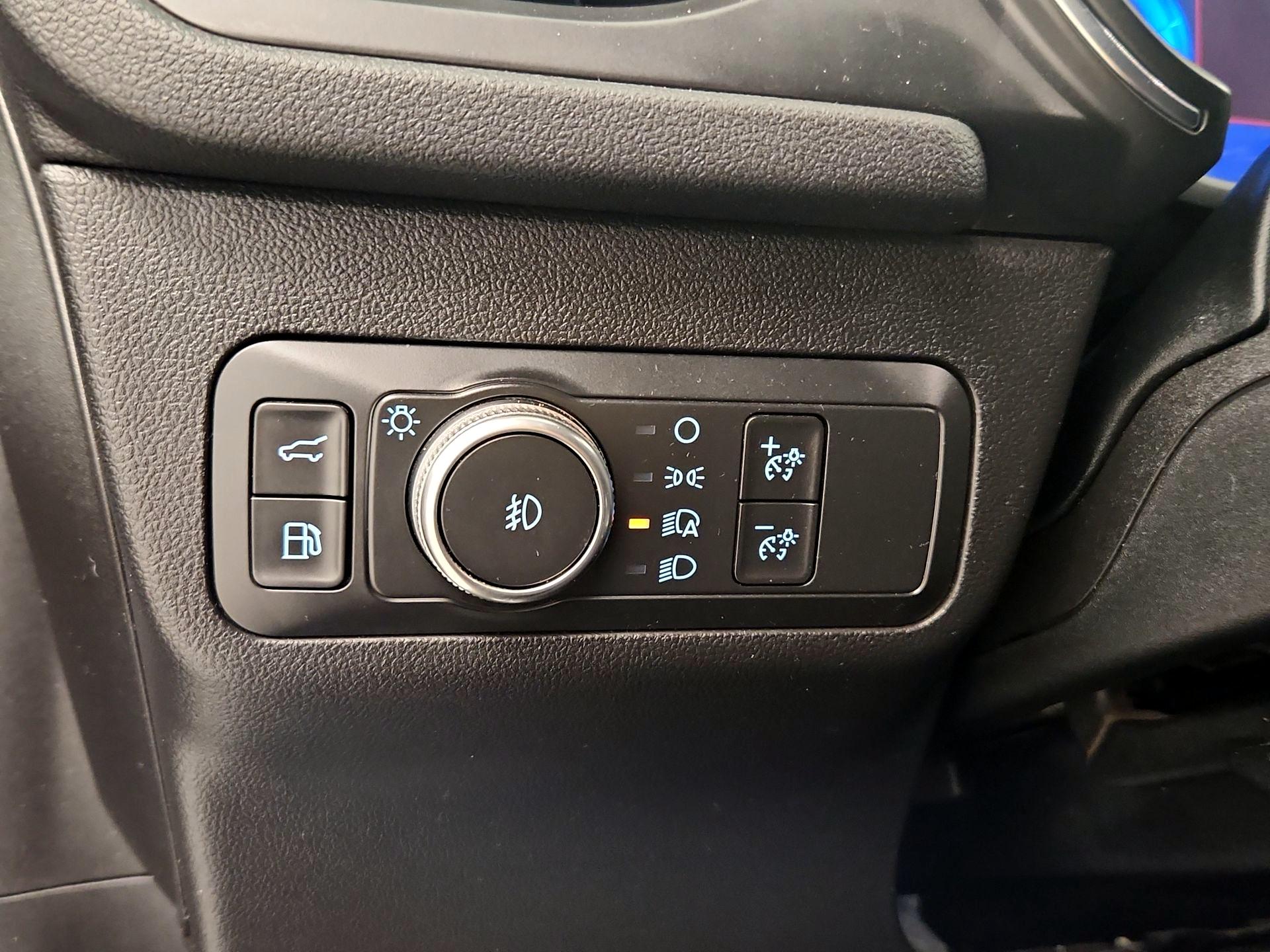 Thumbnail: 2020 Ford Escape - 13