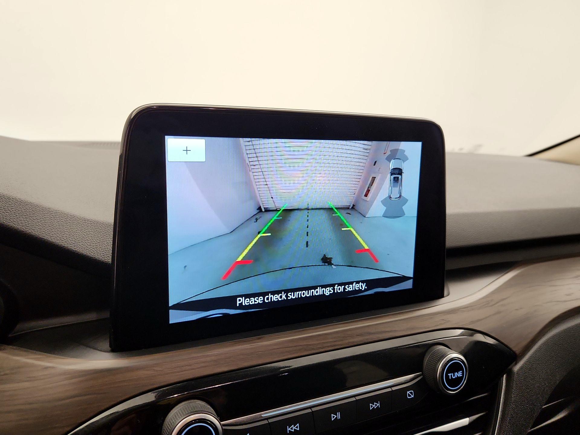 Thumbnail: 2020 Ford Escape - 15