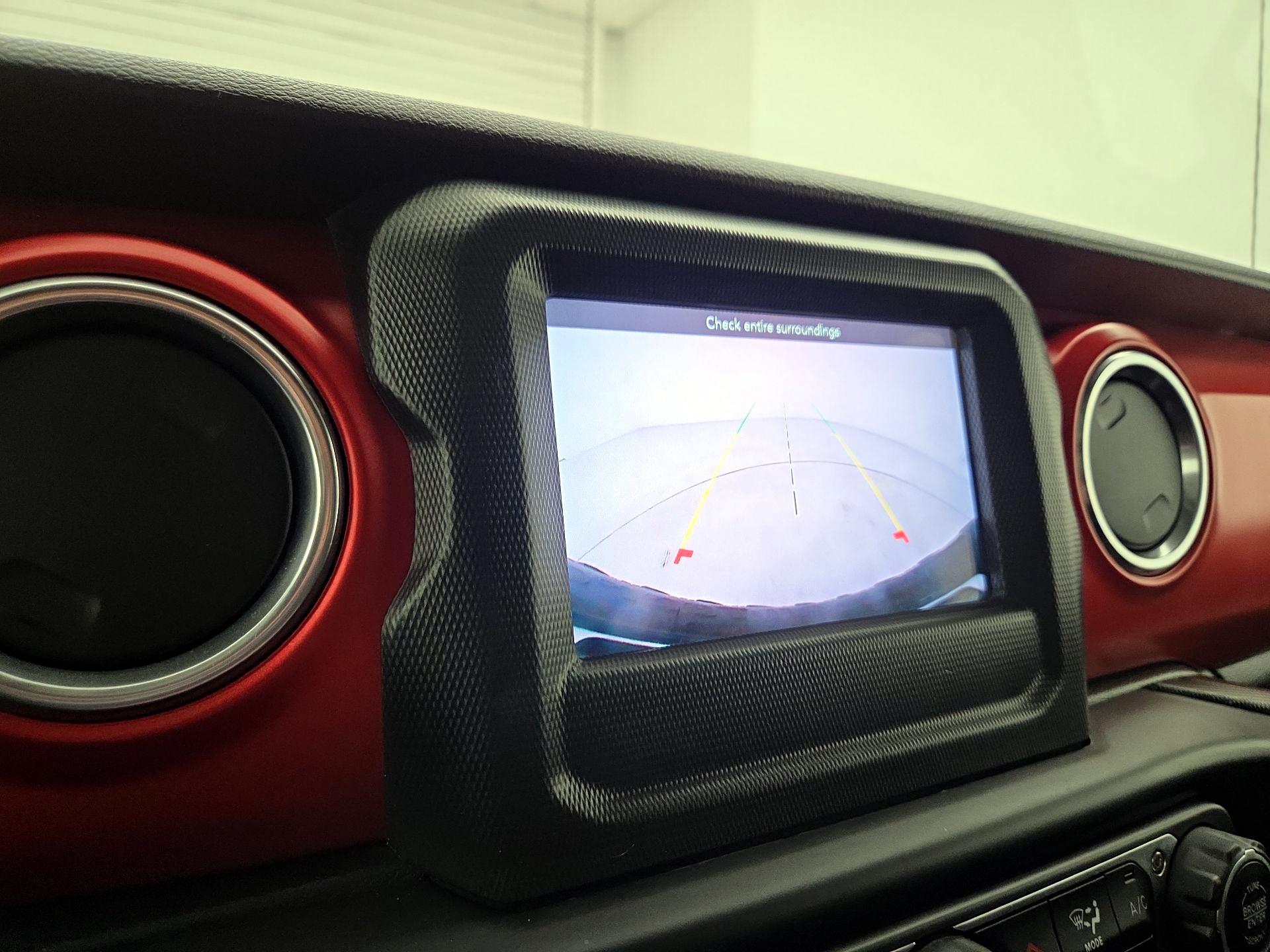 Thumbnail: 2021 Jeep Wrangler - 14