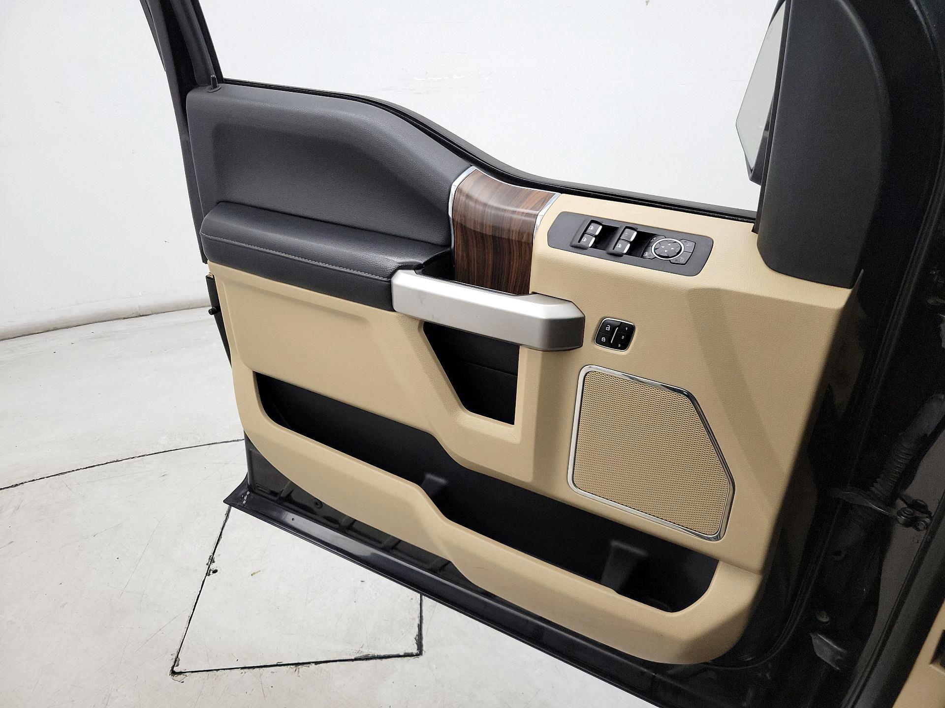 Thumbnail: 2016 Ford F-150 - 12