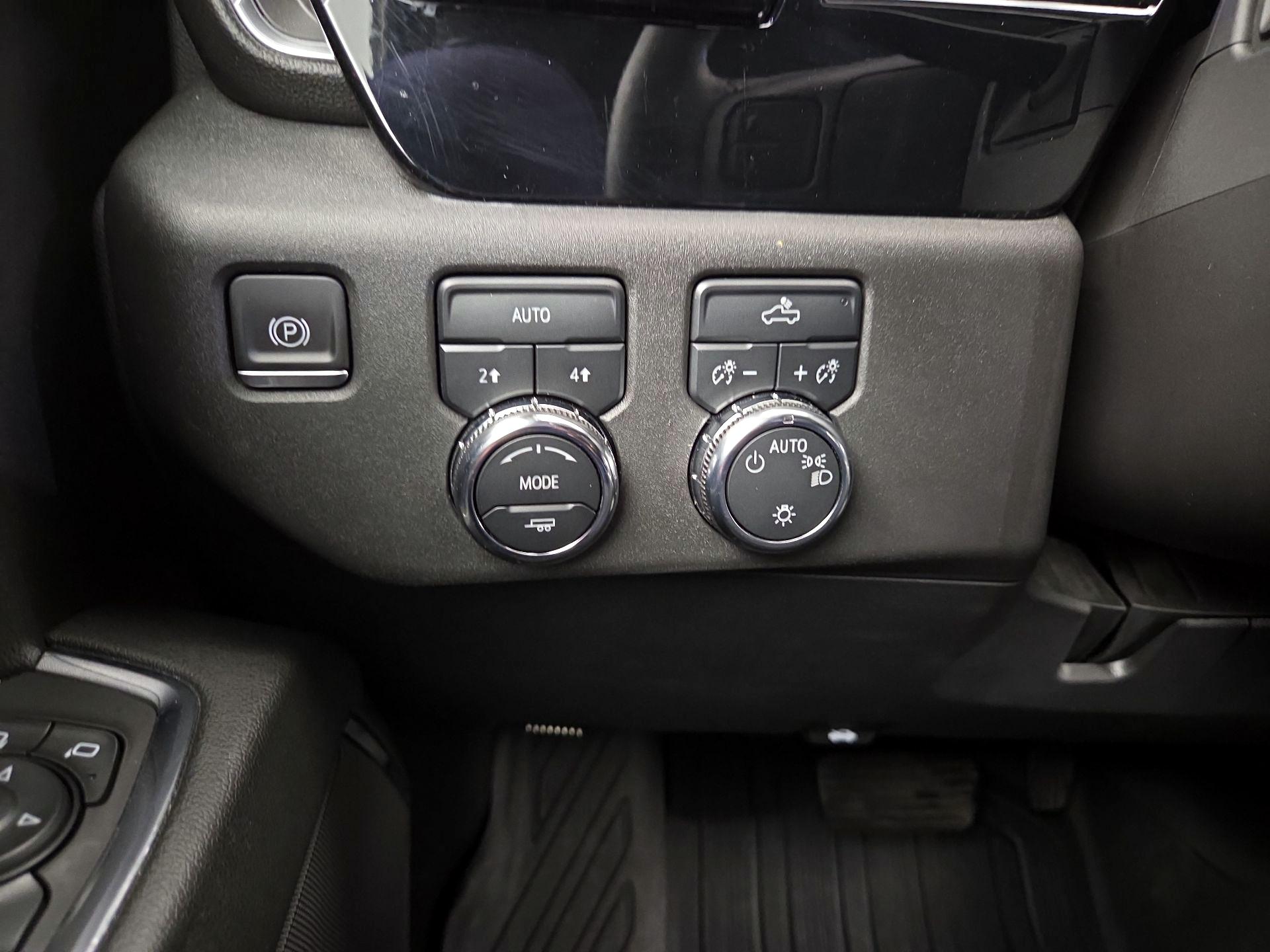 Thumbnail: 2024 GMC Sierra 1500 - 13