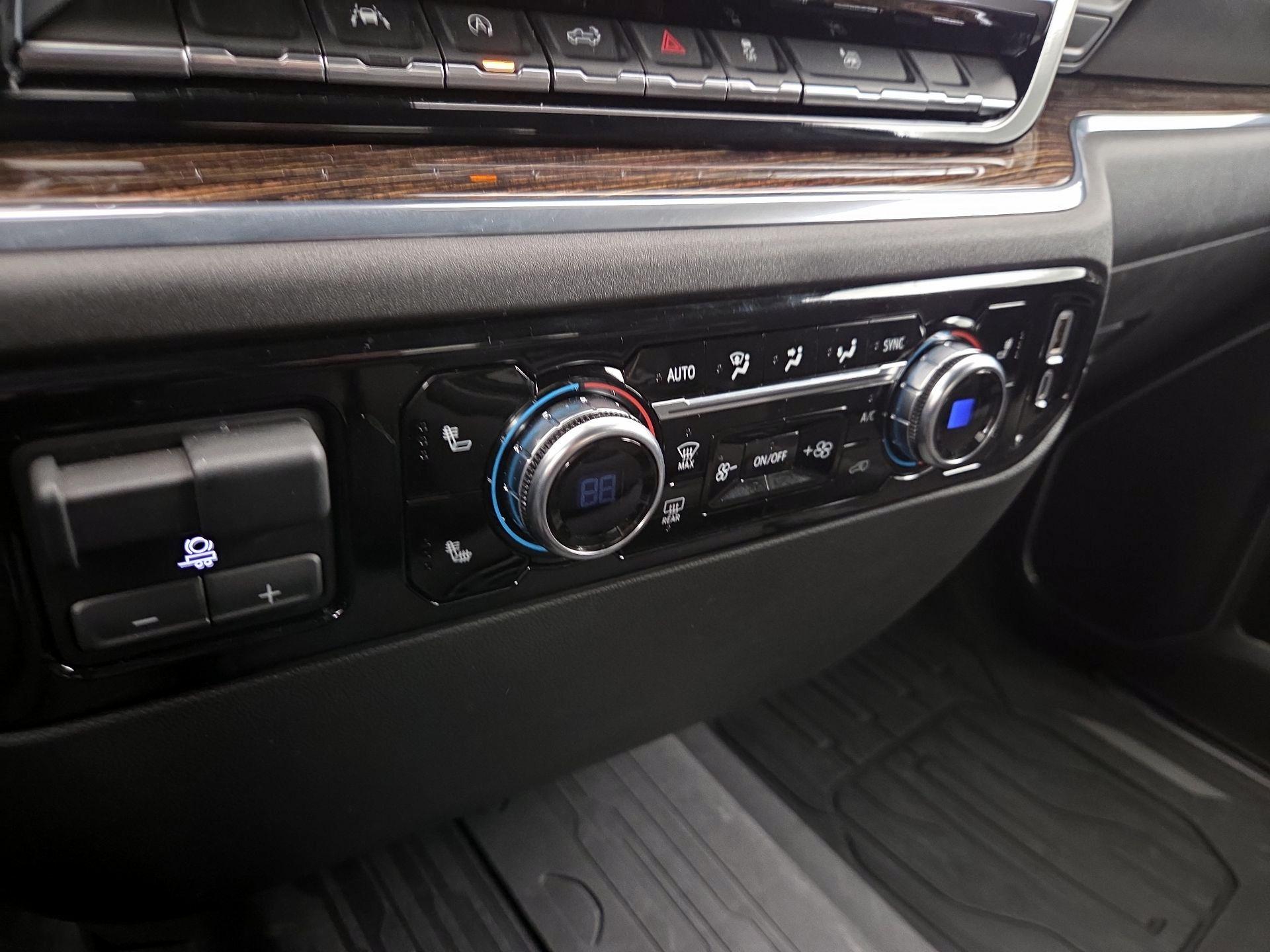 Thumbnail: 2024 GMC Sierra 1500 - 16