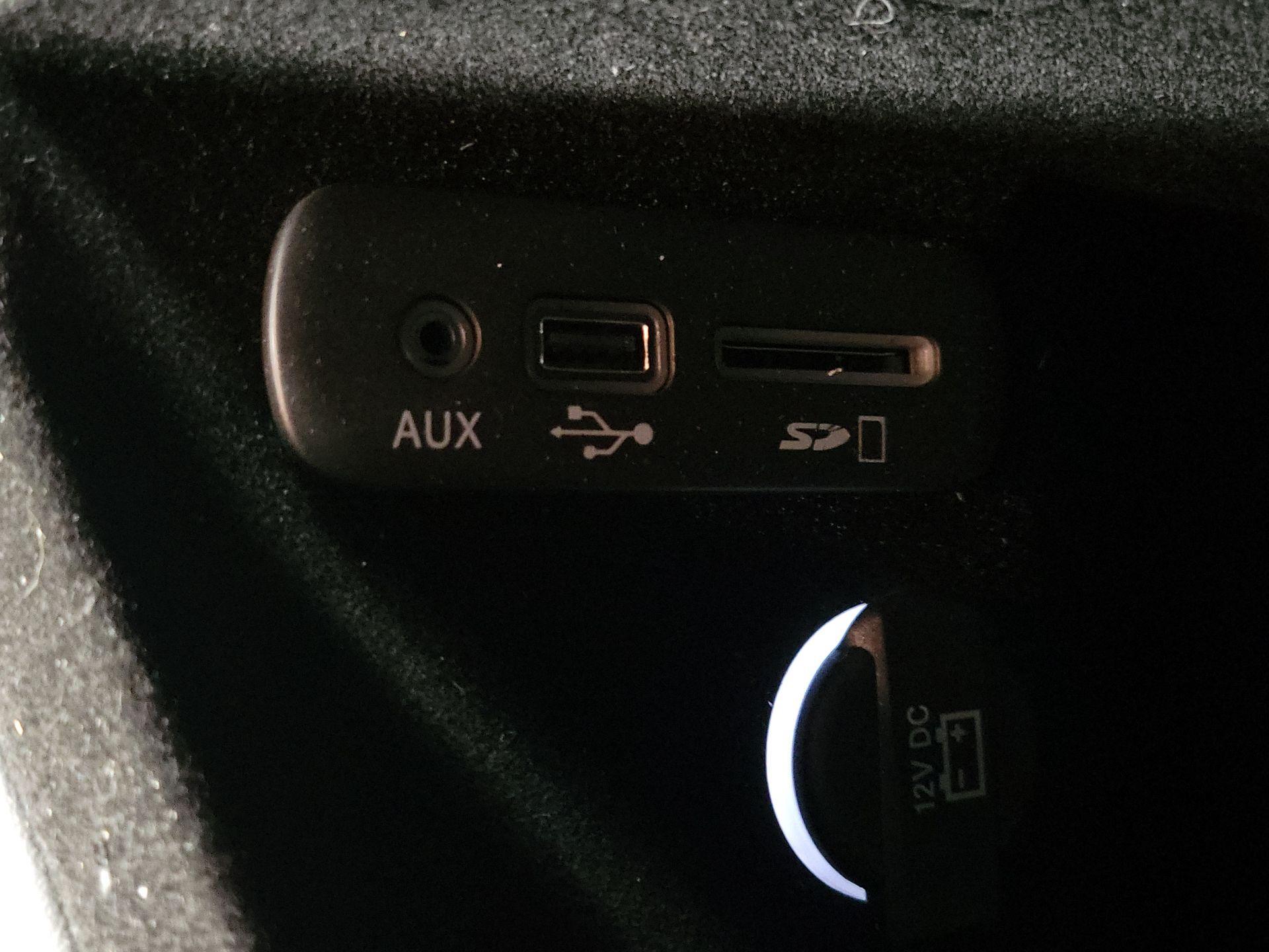 Thumbnail: 2016 Dodge Challenger - 19