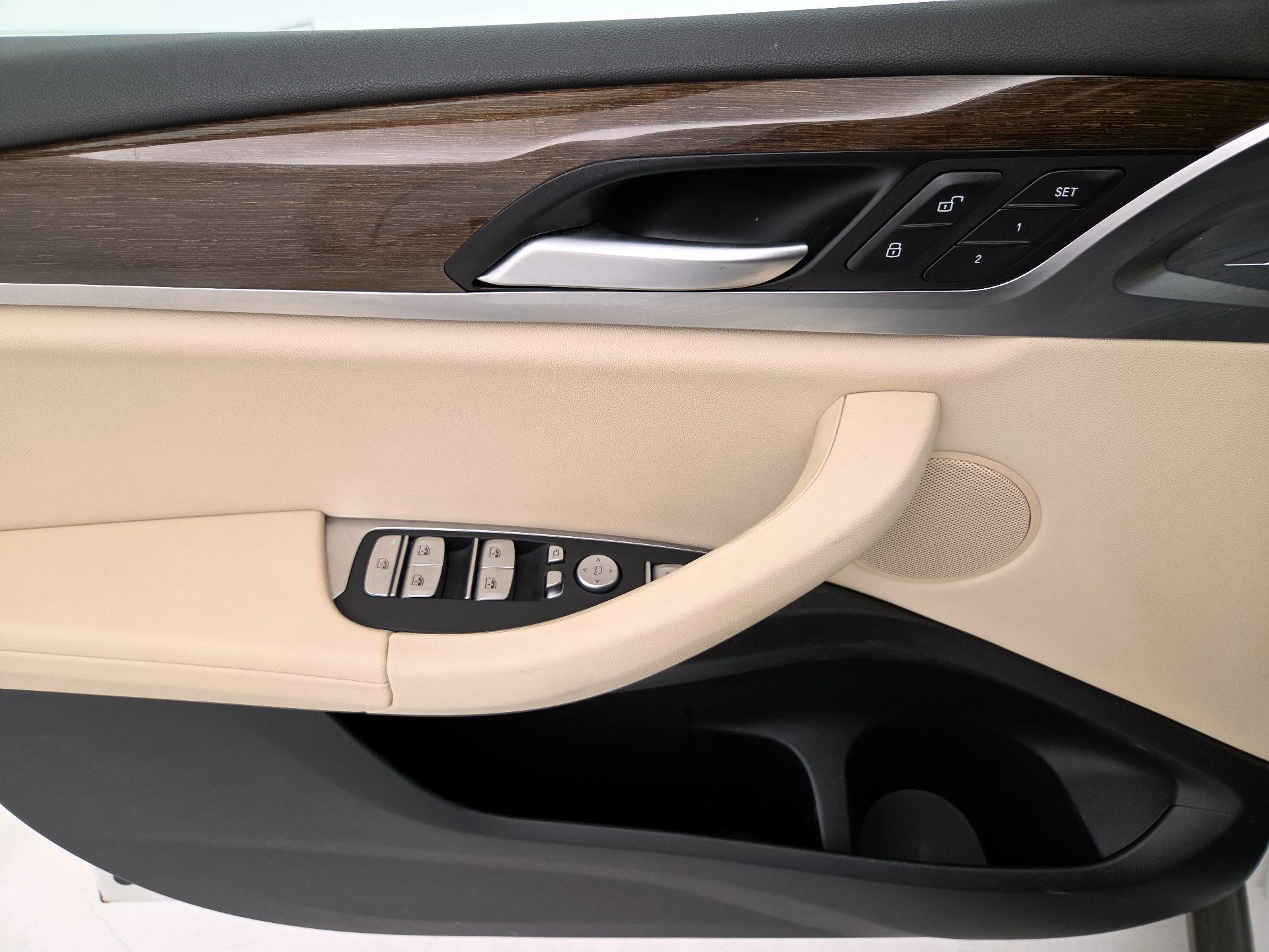 Thumbnail: 2021 BMW X3 - 10