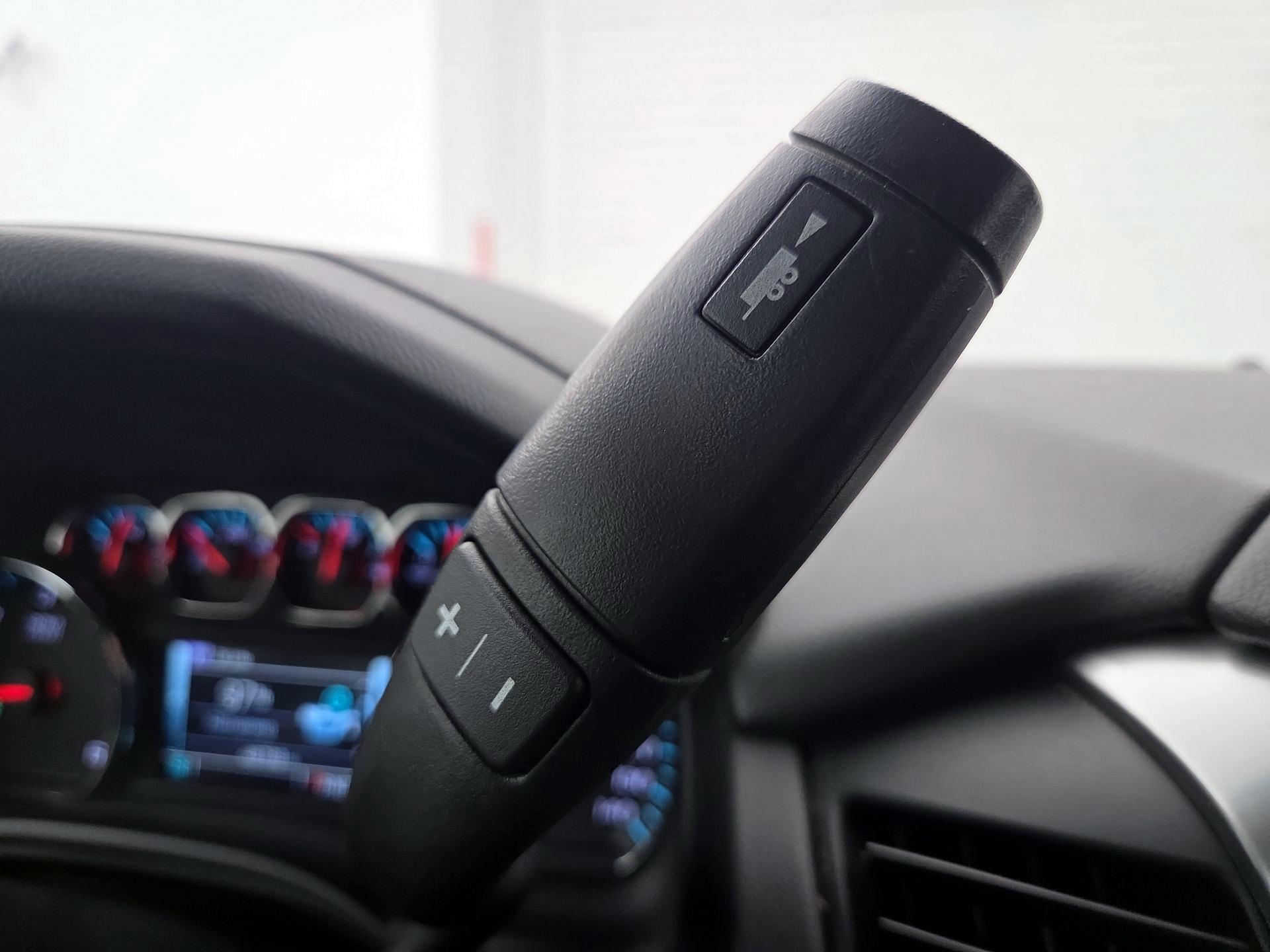 Thumbnail: 2020 Chevrolet Tahoe - 17