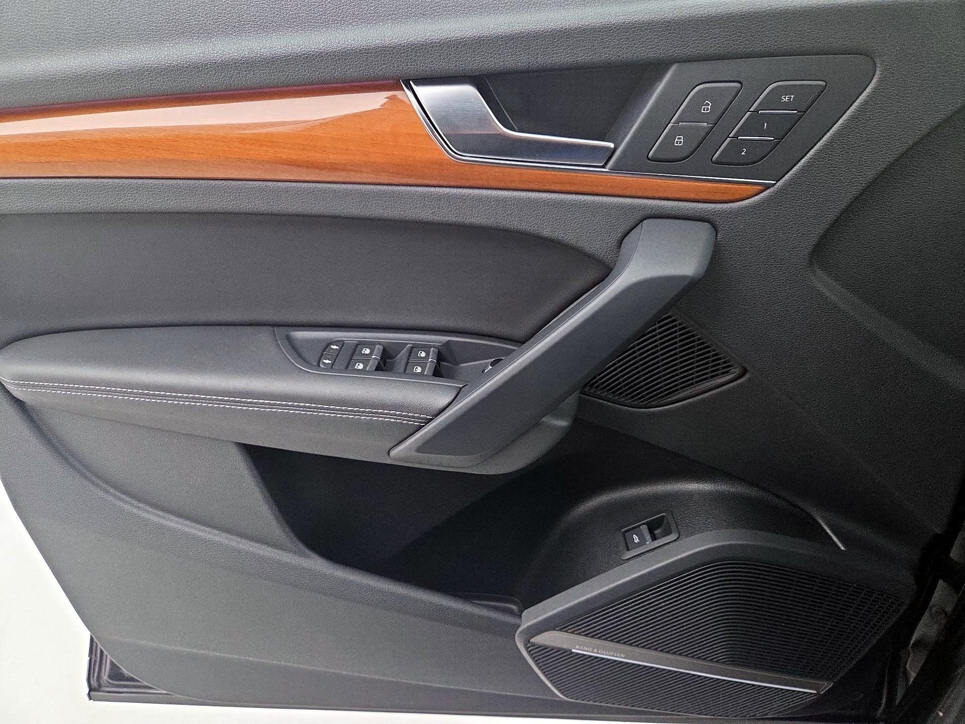 Thumbnail: 2021 Audi Q5 - 12