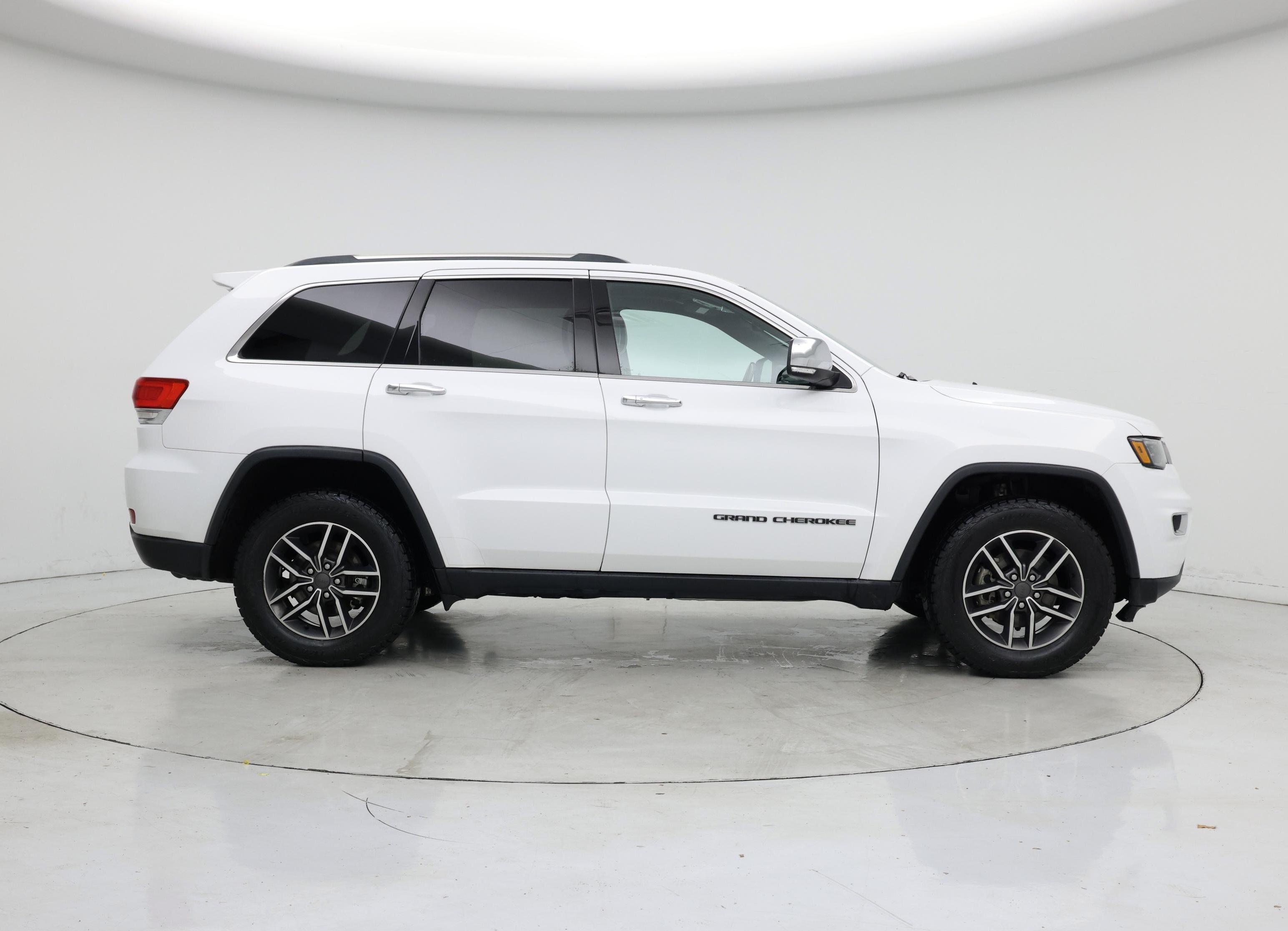 Thumbnail: 2019 Jeep Grand Cherokee - 7