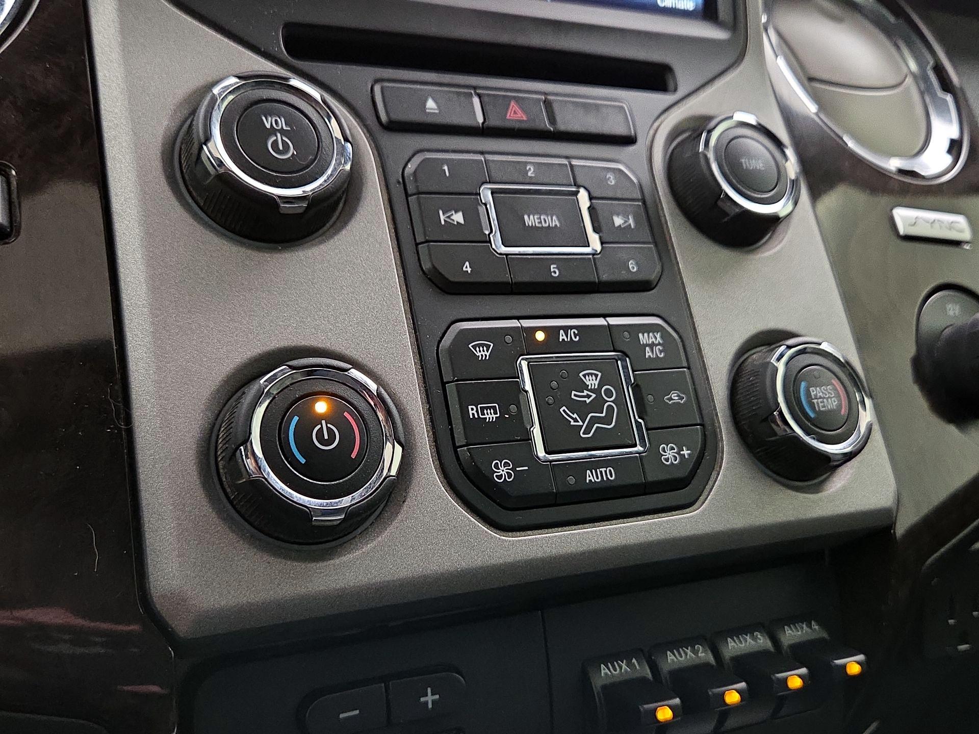 Thumbnail: 2016 Ford F-350 - 17