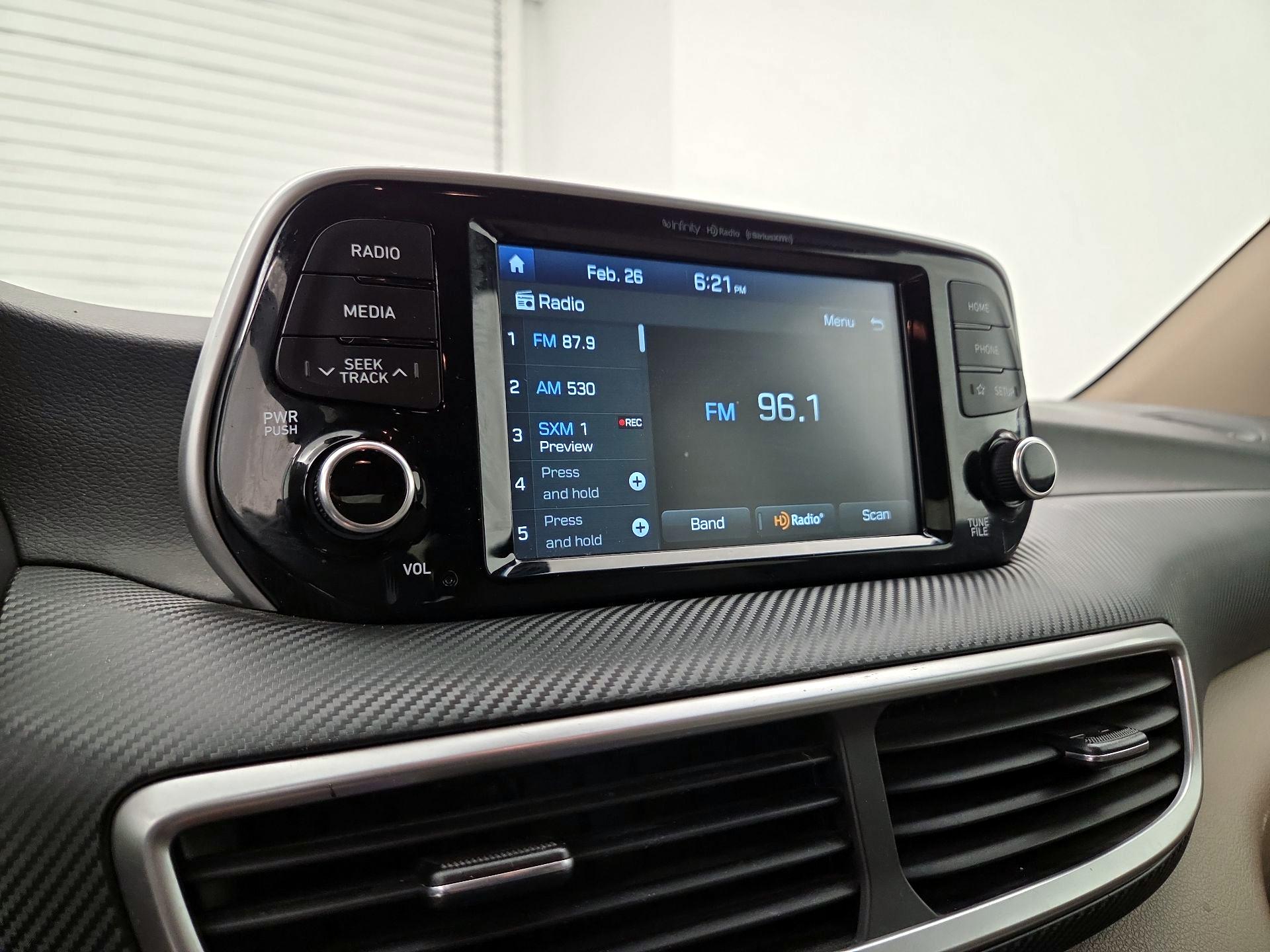 Thumbnail: 2019 Hyundai Tucson - 15