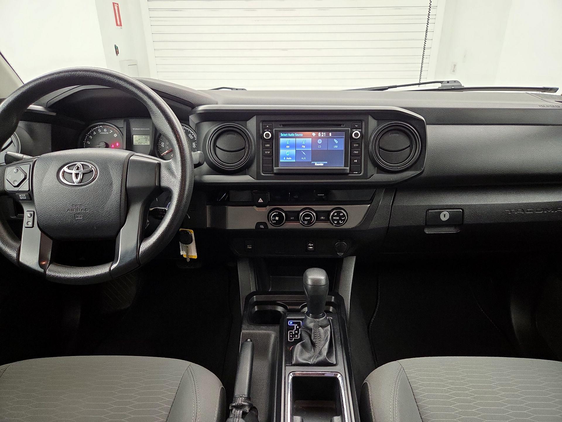 Thumbnail: 2017 Toyota Tacoma - 9