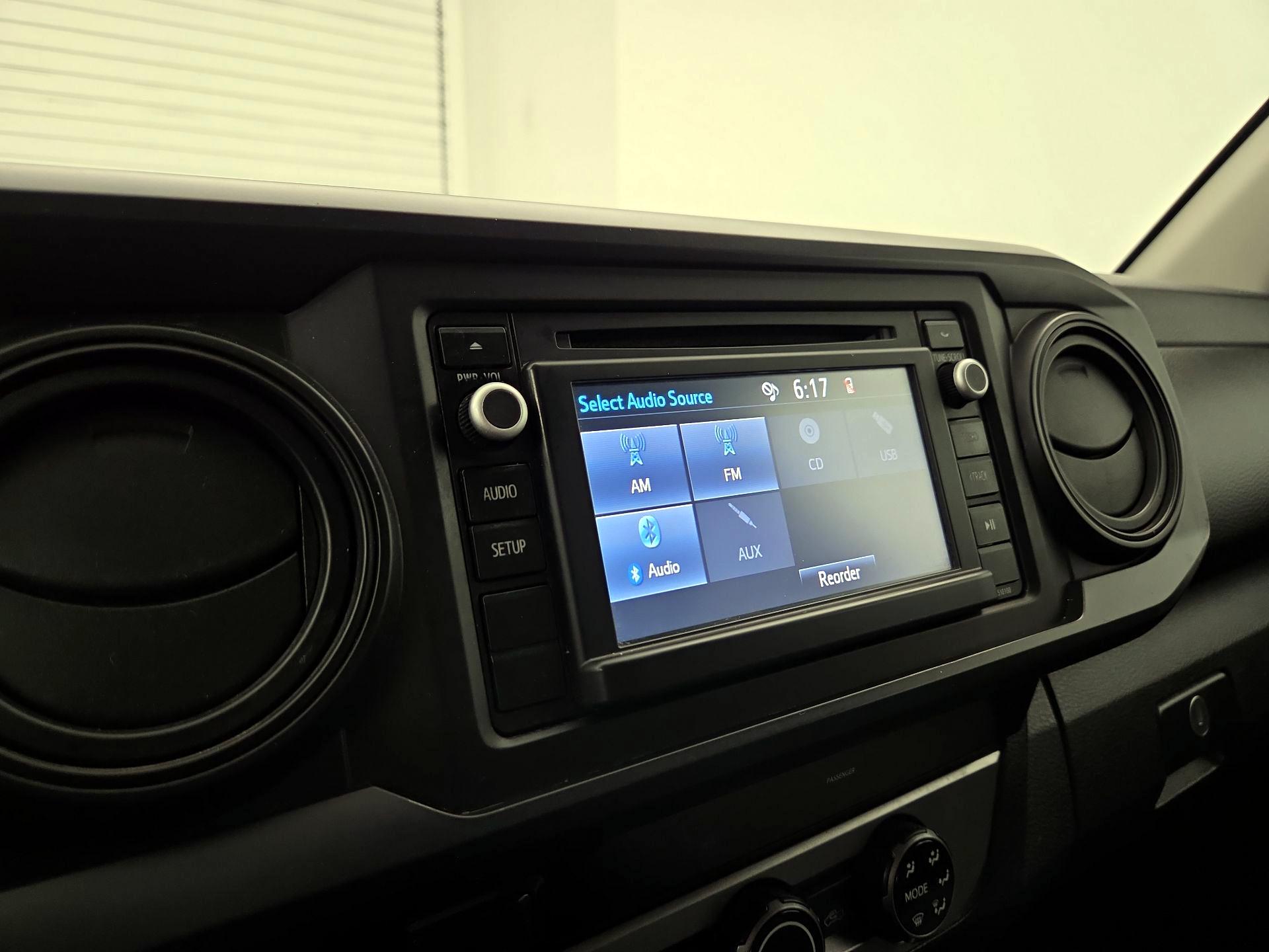 Thumbnail: 2017 Toyota Tacoma - 14