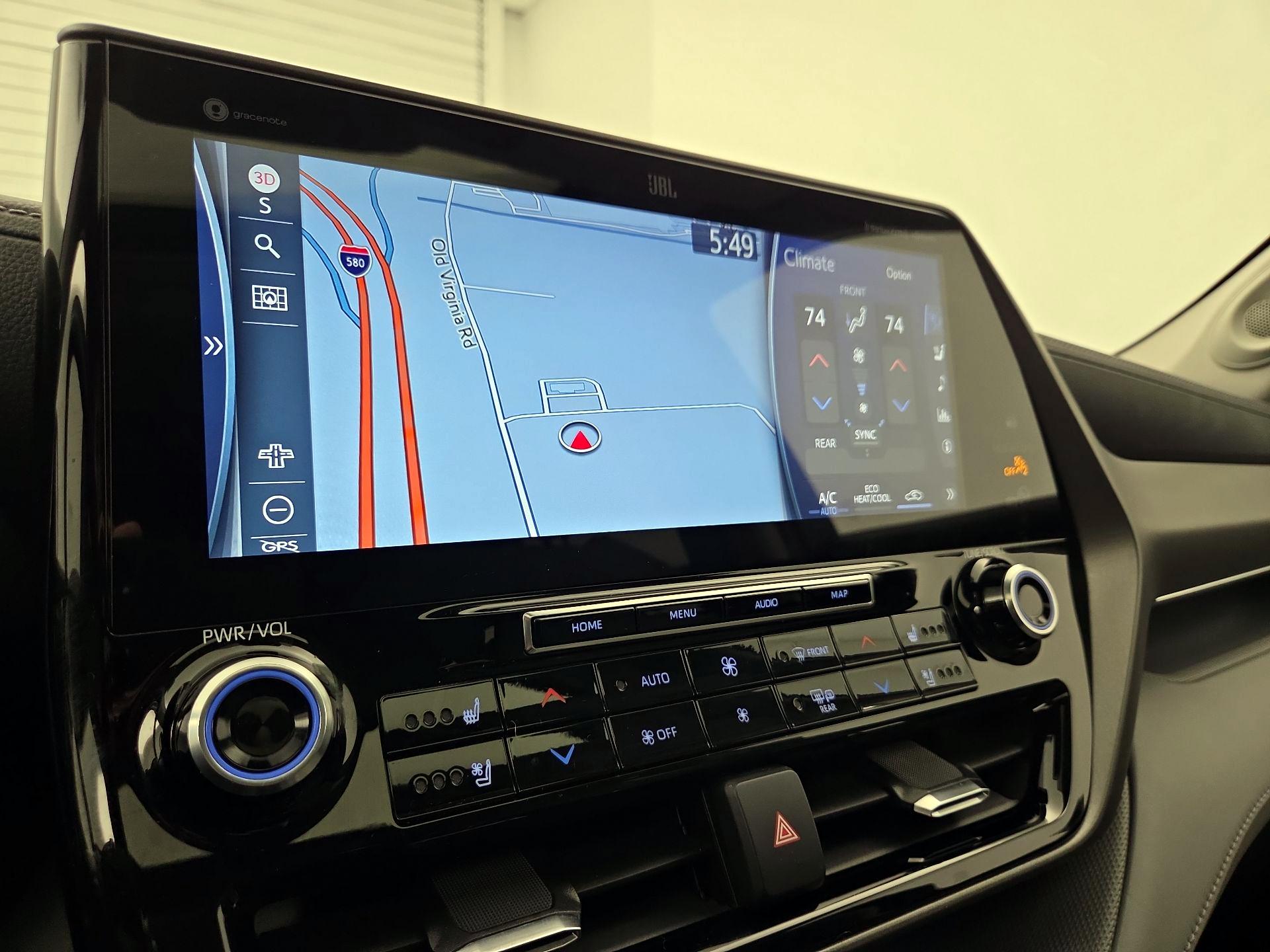 Thumbnail: 2021 Toyota Highlander - 14