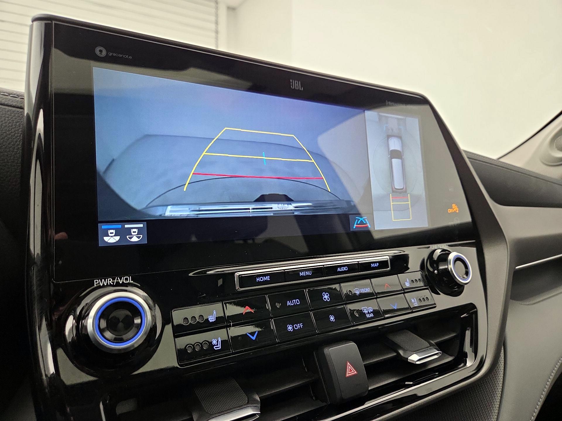 Thumbnail: 2021 Toyota Highlander - 15