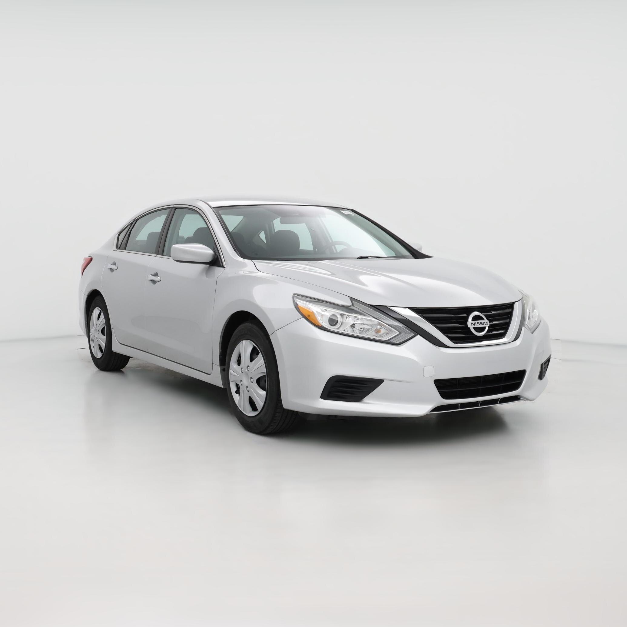 Thumbnail: 2016 Nissan Altima - 1