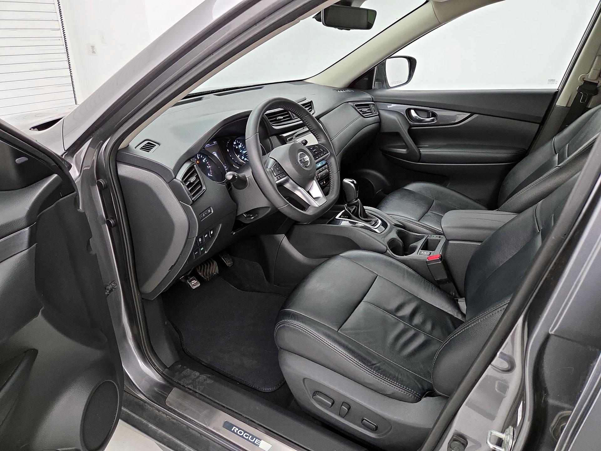 Thumbnail: 2020 Nissan Rogue - 11