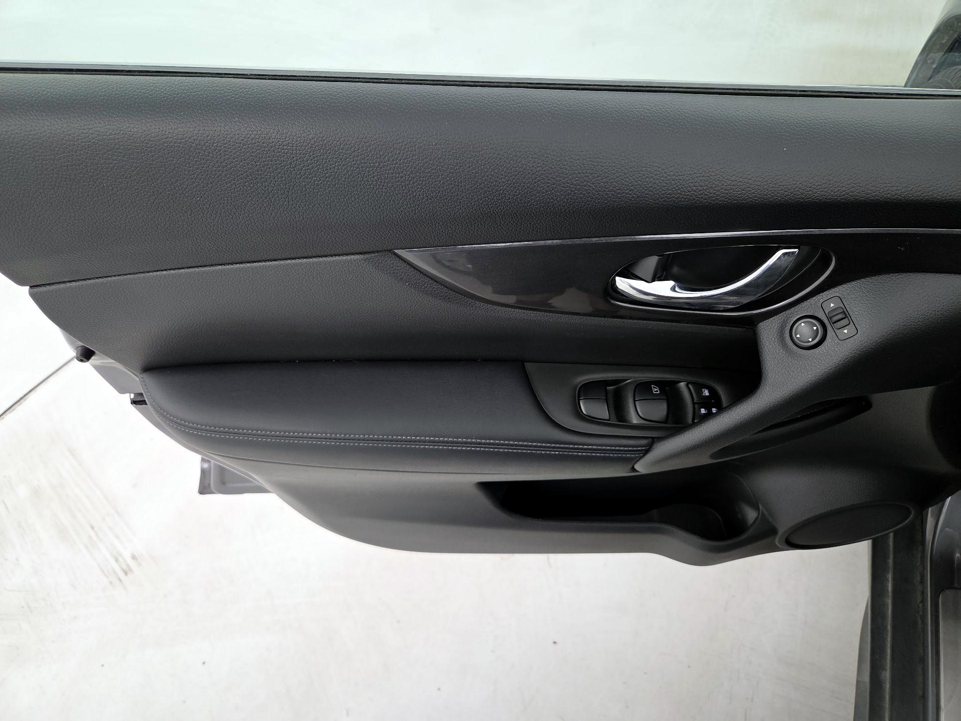 Thumbnail: 2020 Nissan Rogue - 12