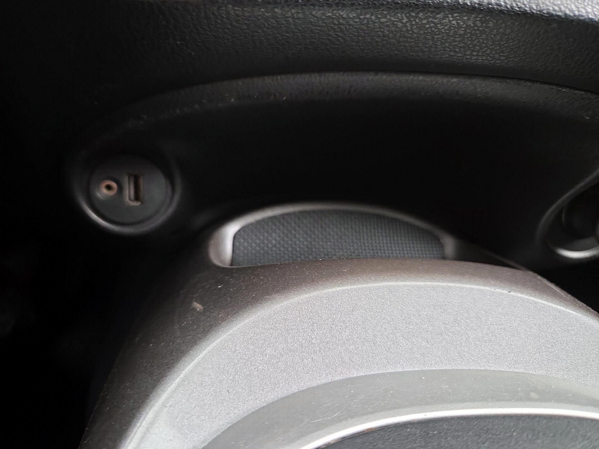 Thumbnail: 2015 Nissan Juke - 18