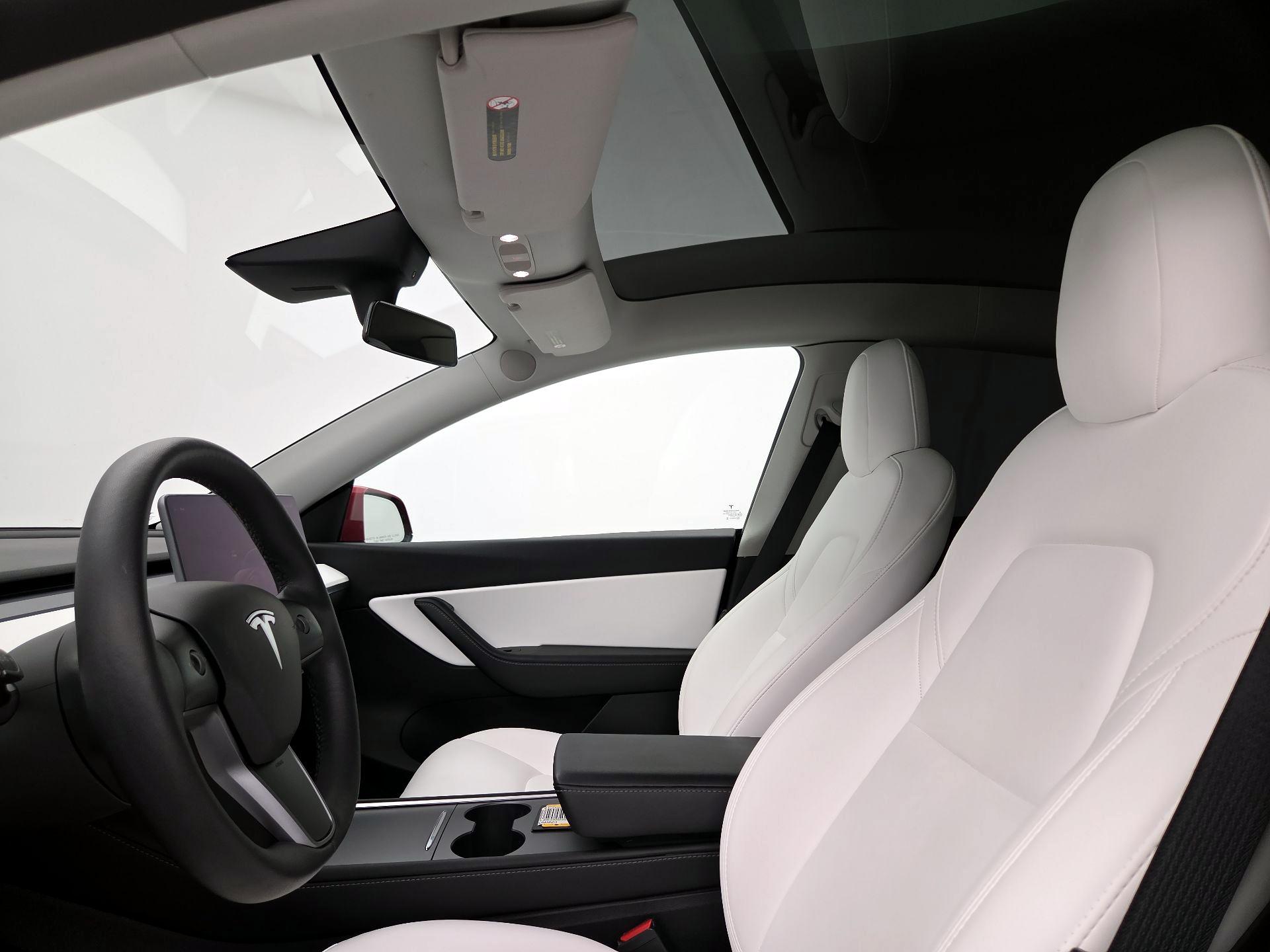 Thumbnail: 2022 Tesla Model Y - 18