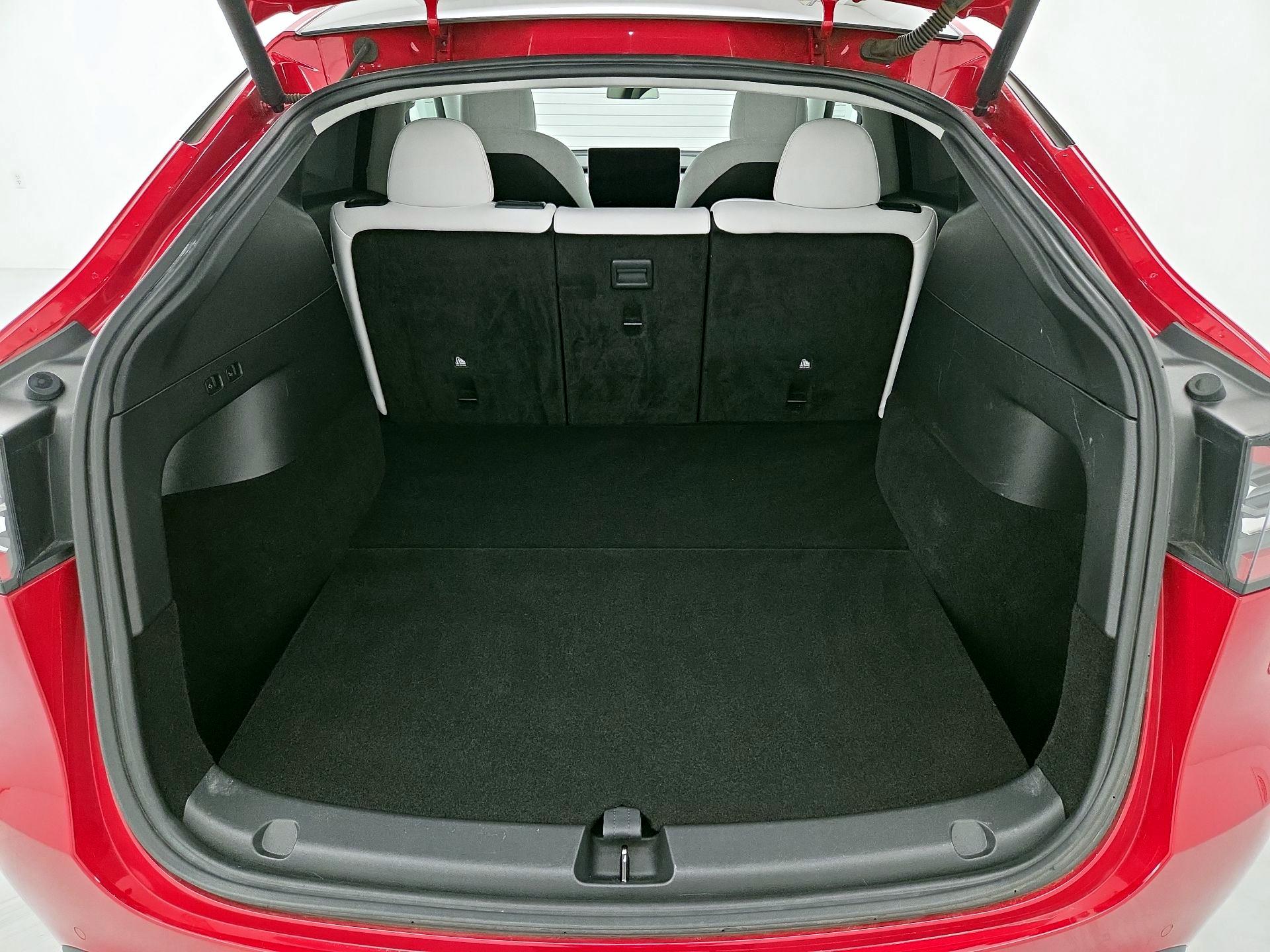 Thumbnail: 2022 Tesla Model Y - 20