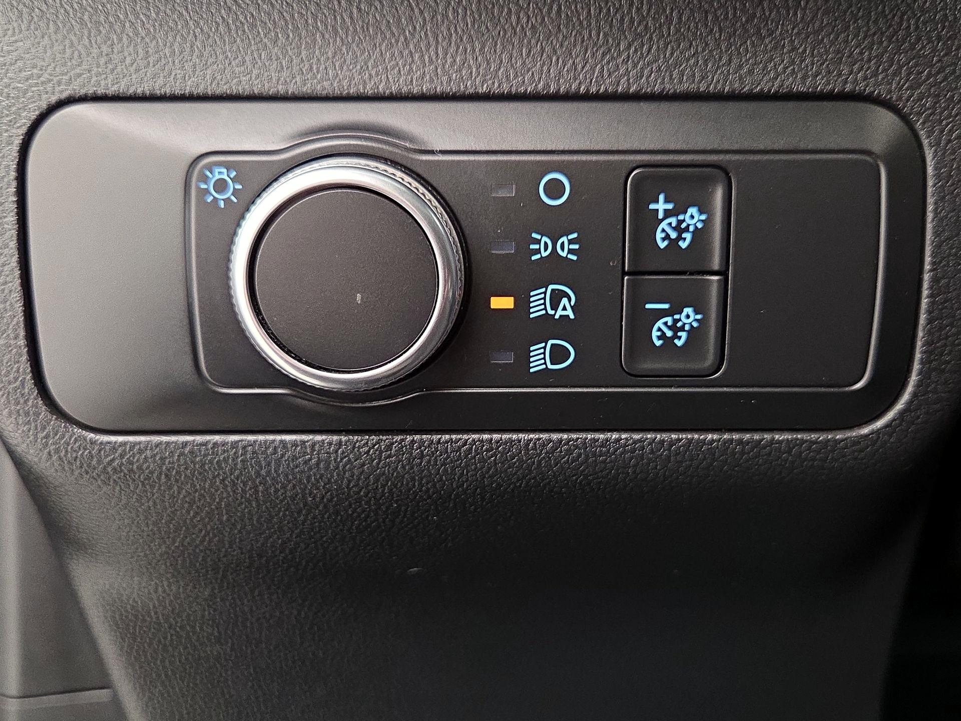 Thumbnail: 2020 Ford Escape - 13