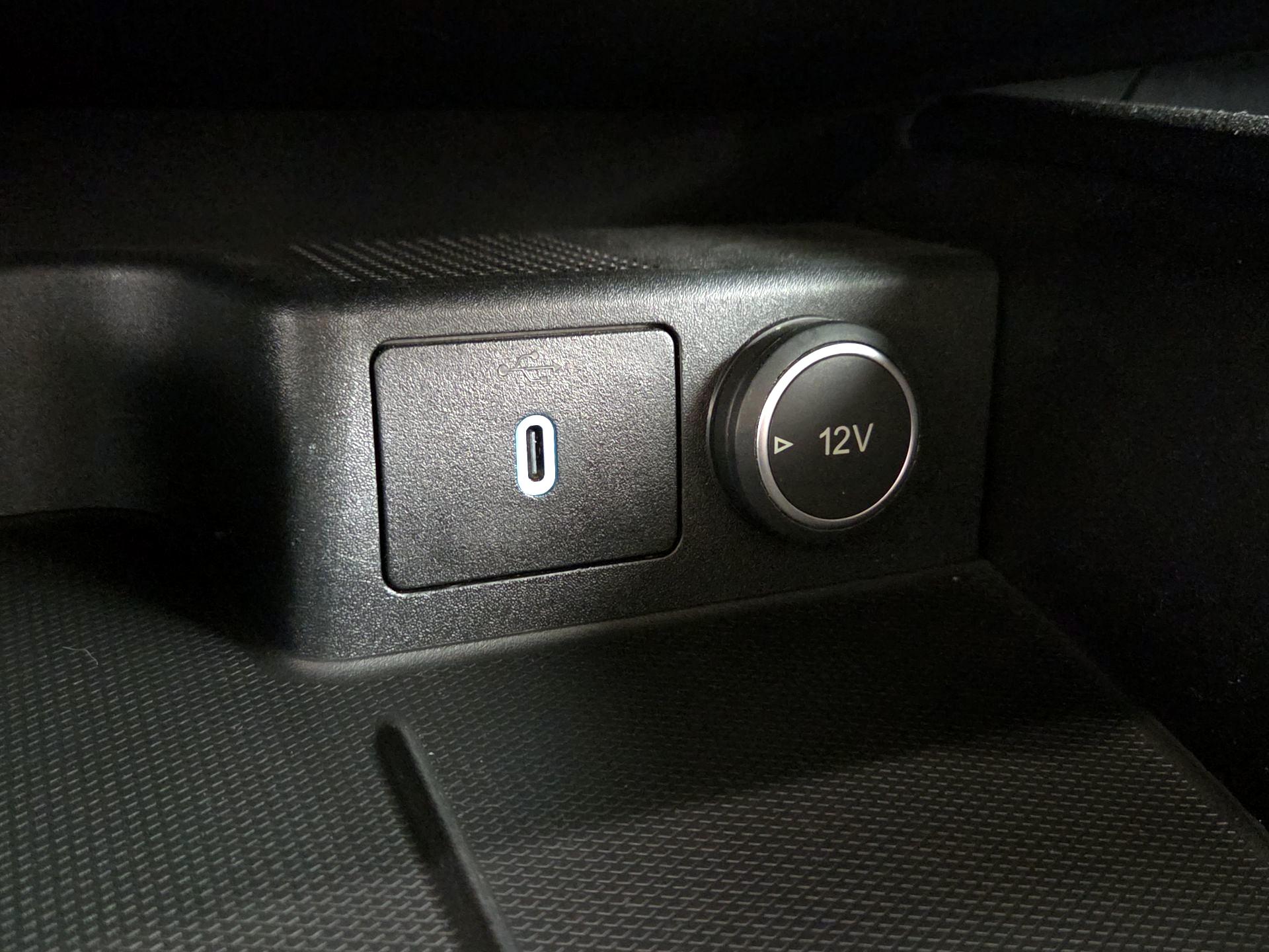 Thumbnail: 2020 Ford Escape - 18