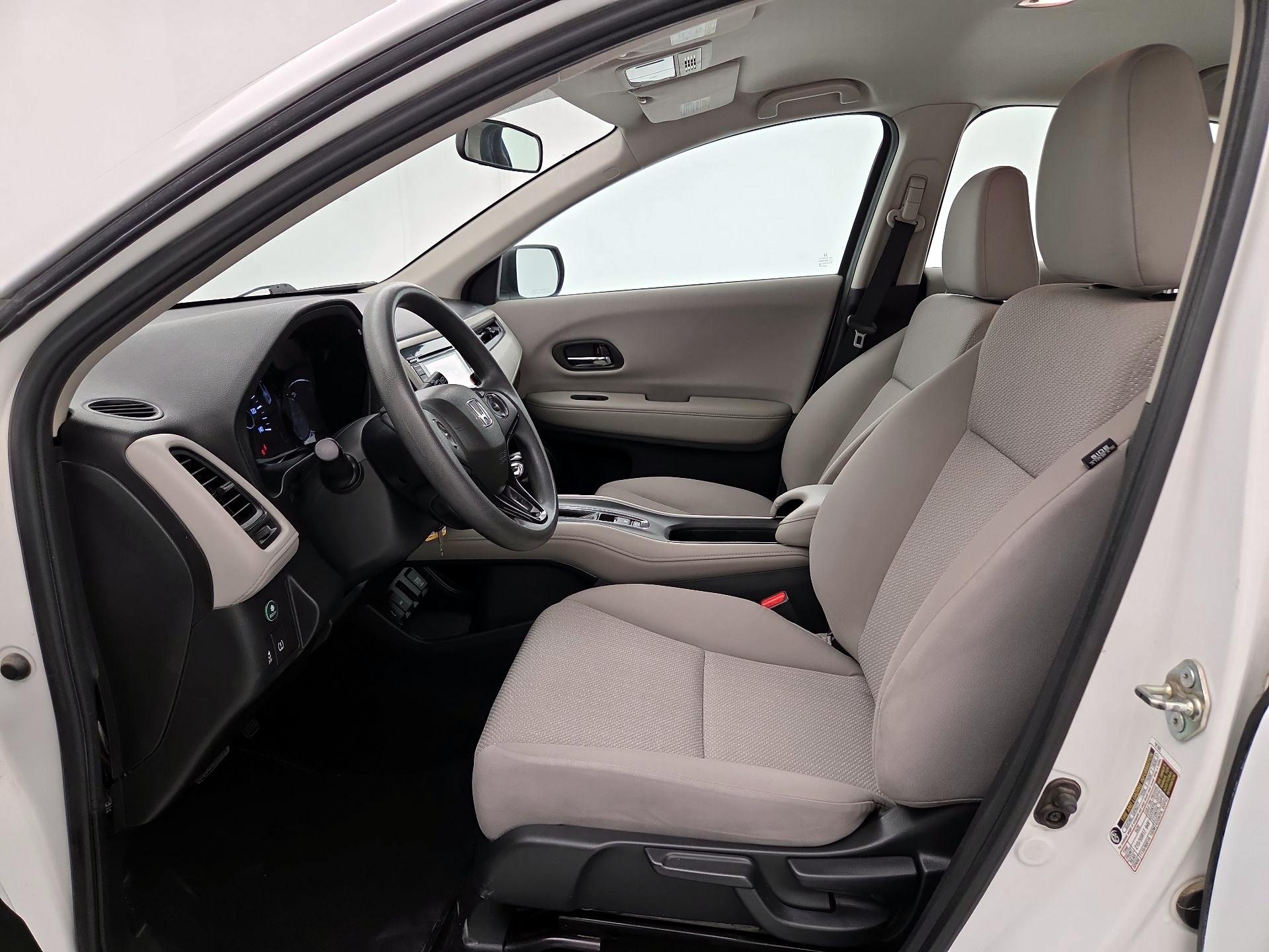 Thumbnail: 2017 Honda HR-V - 11