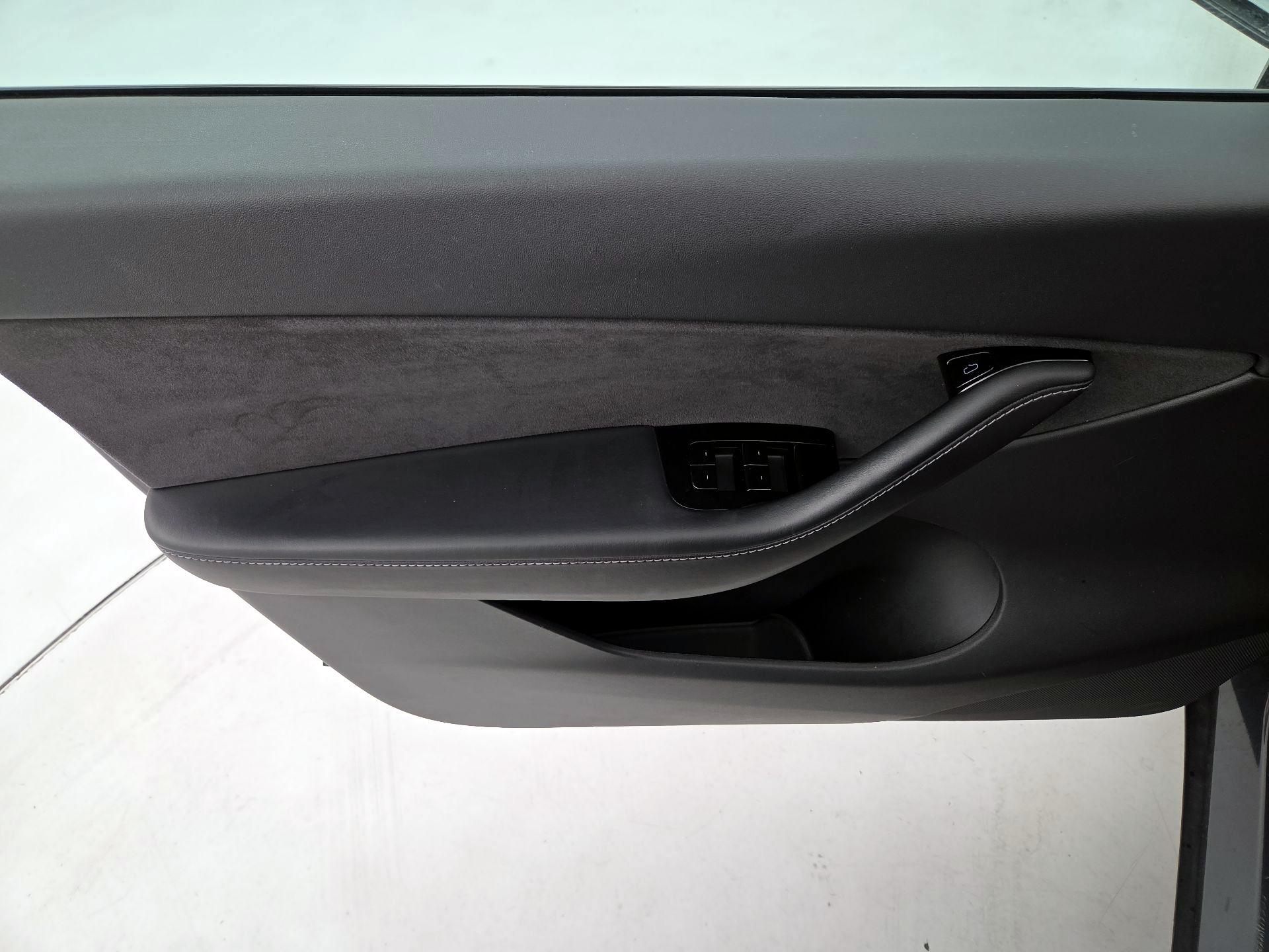 Thumbnail: 2021 Tesla Model Y - 12