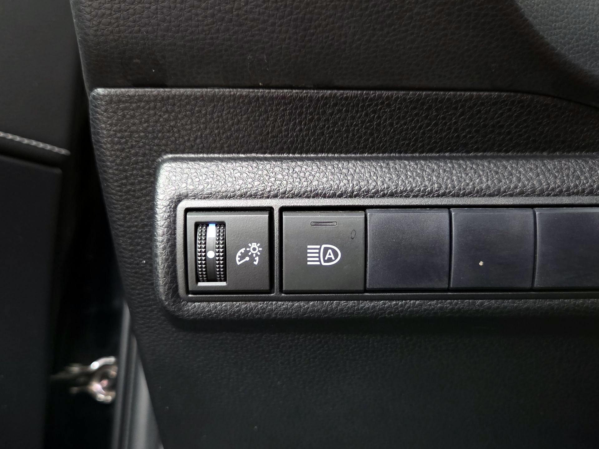 Thumbnail: 2021 Toyota Corolla - 13