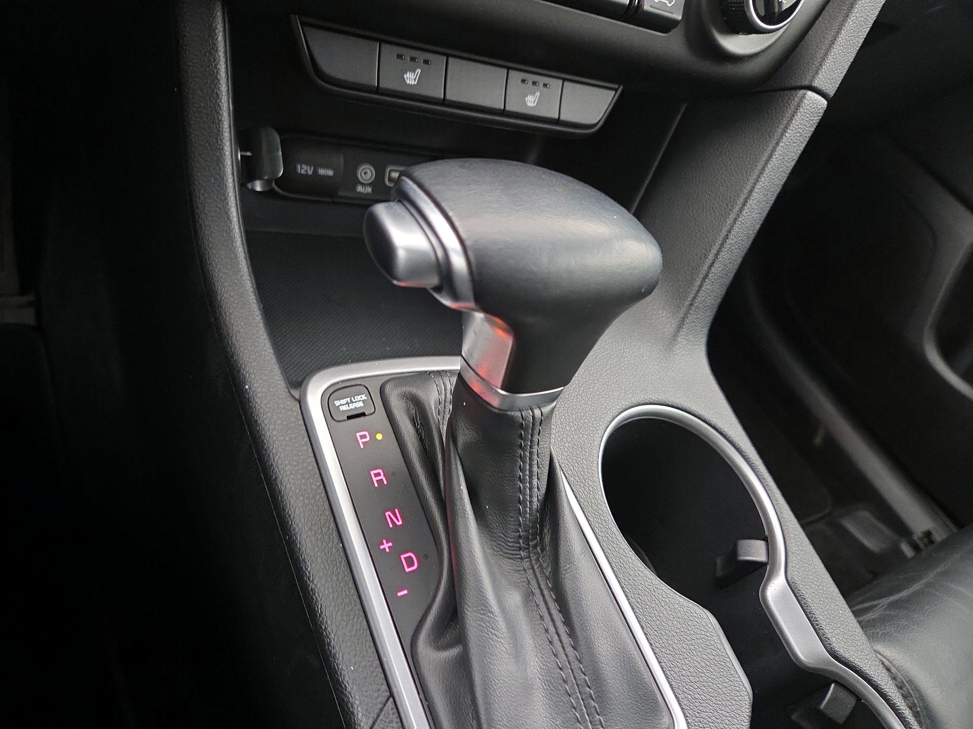 Thumbnail: 2017 Kia Sportage - 17