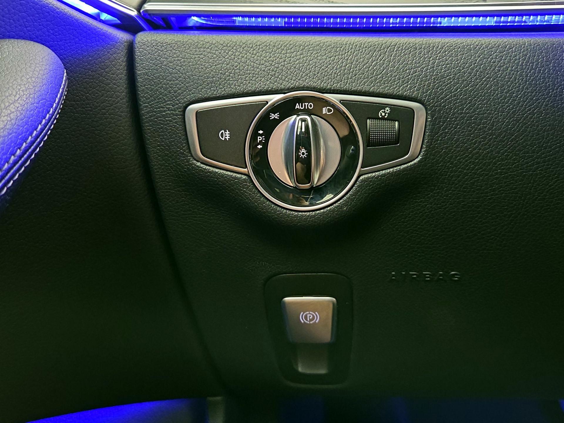 Thumbnail: 2018 Mercedes-Benz E-Class - 13