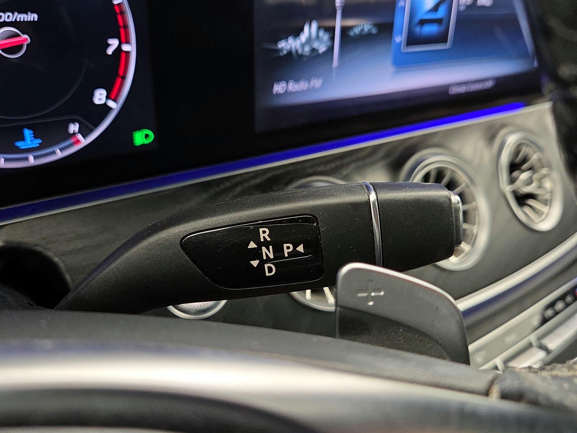 Thumbnail: 2018 Mercedes-Benz E-Class - 18