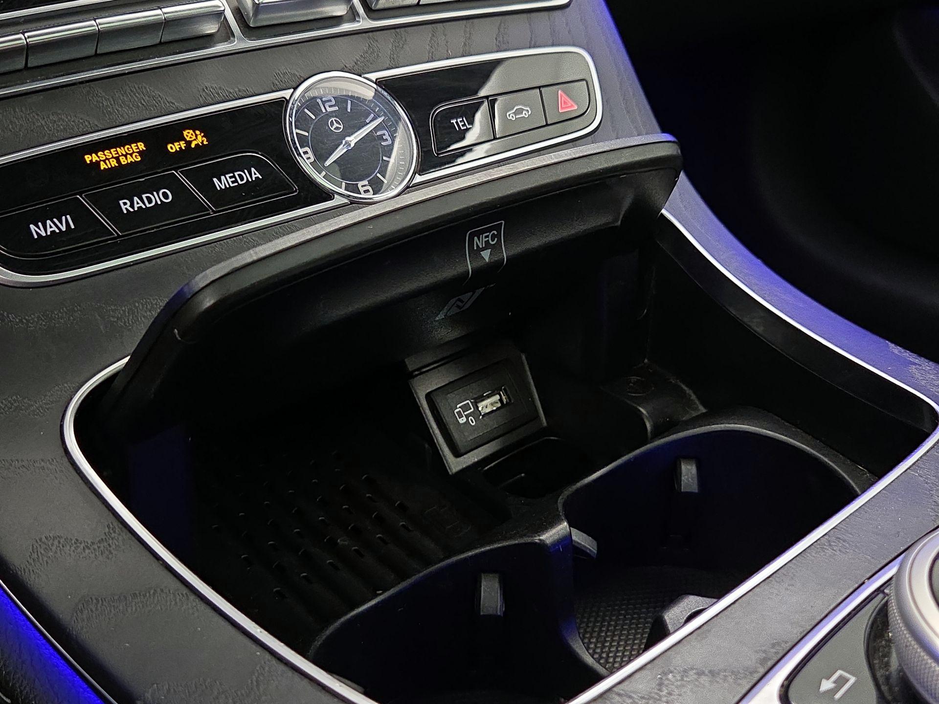 Thumbnail: 2018 Mercedes-Benz E-Class - 19