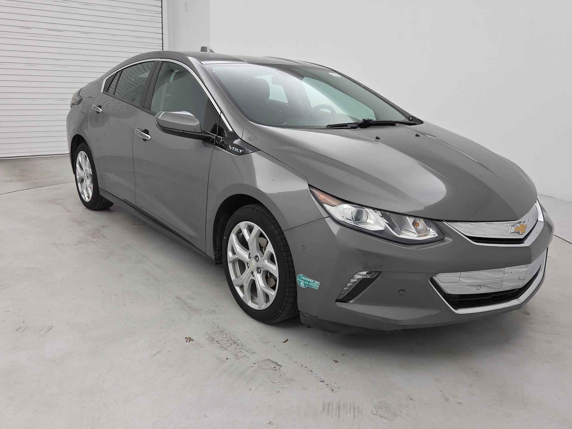 Thumbnail: 2017 Chevrolet Volt - 1