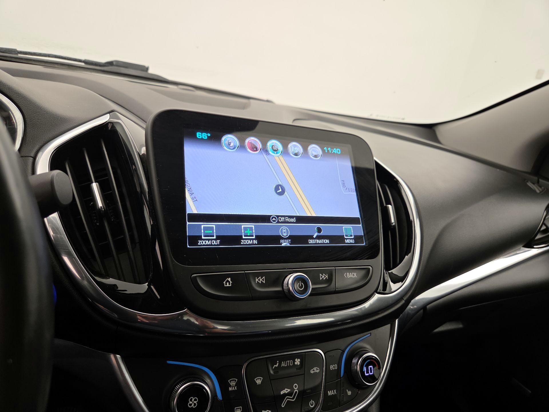 Thumbnail: 2017 Chevrolet Volt - 12