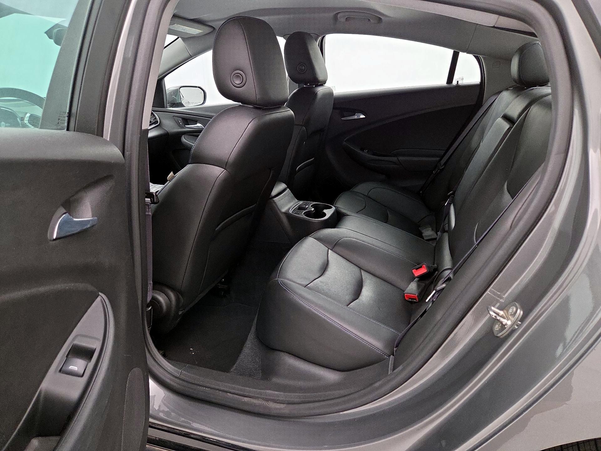 Thumbnail: 2017 Chevrolet Volt - 18