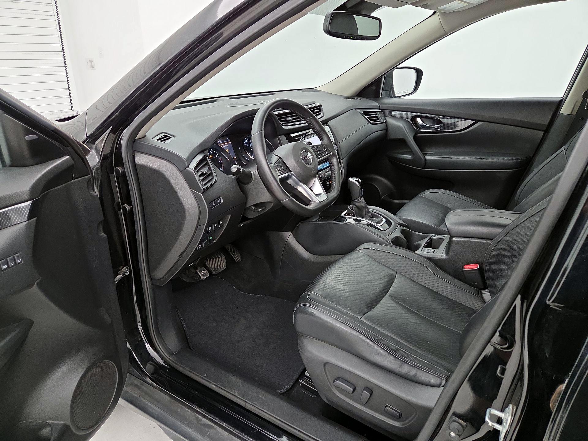 Thumbnail: 2018 Nissan Rogue - 11