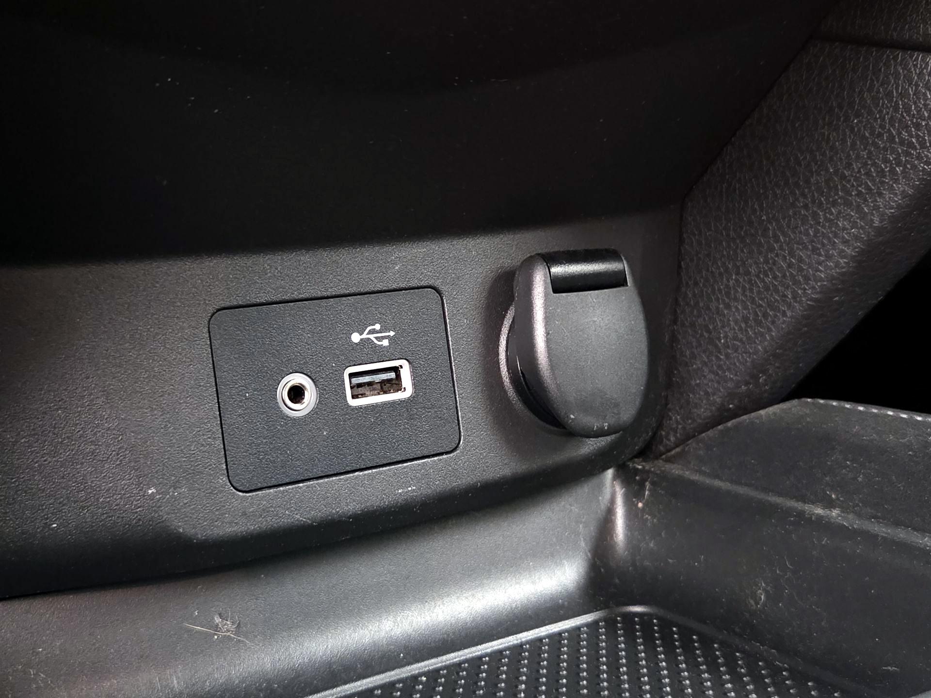 Thumbnail: 2018 Nissan Rogue - 19