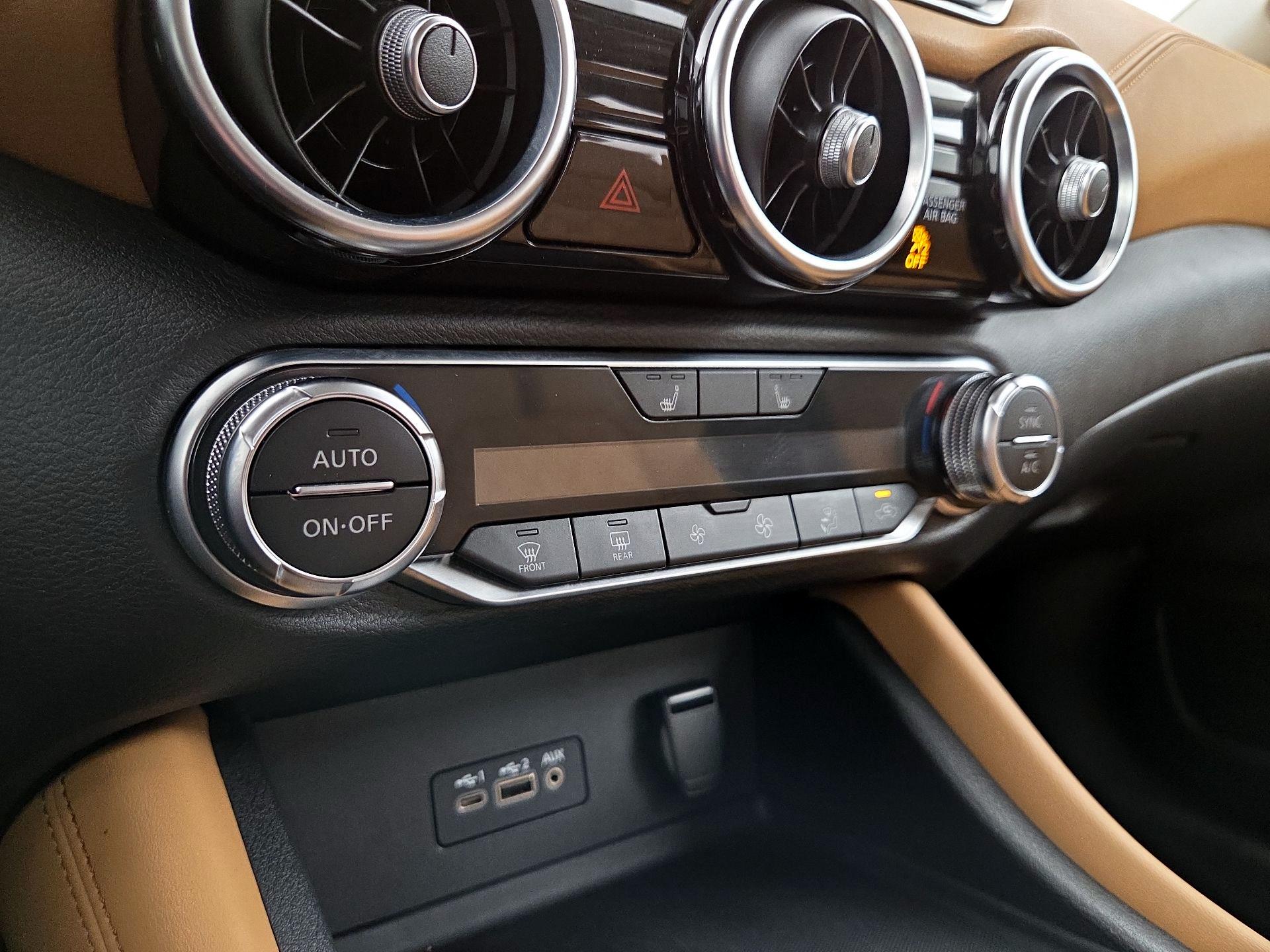 Thumbnail: 2021 Nissan Sentra - 16