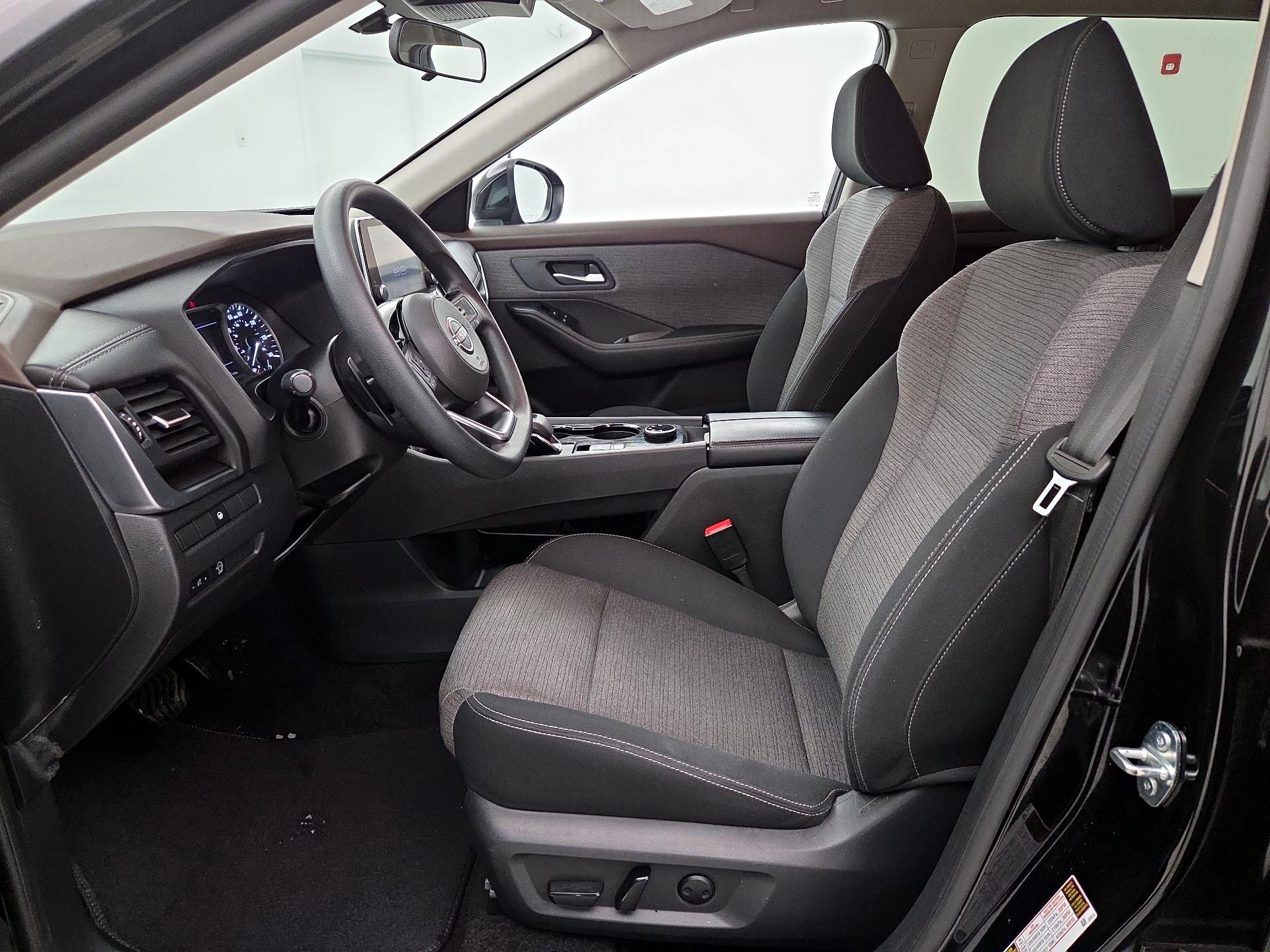 Thumbnail: 2023 Nissan Rogue - 11