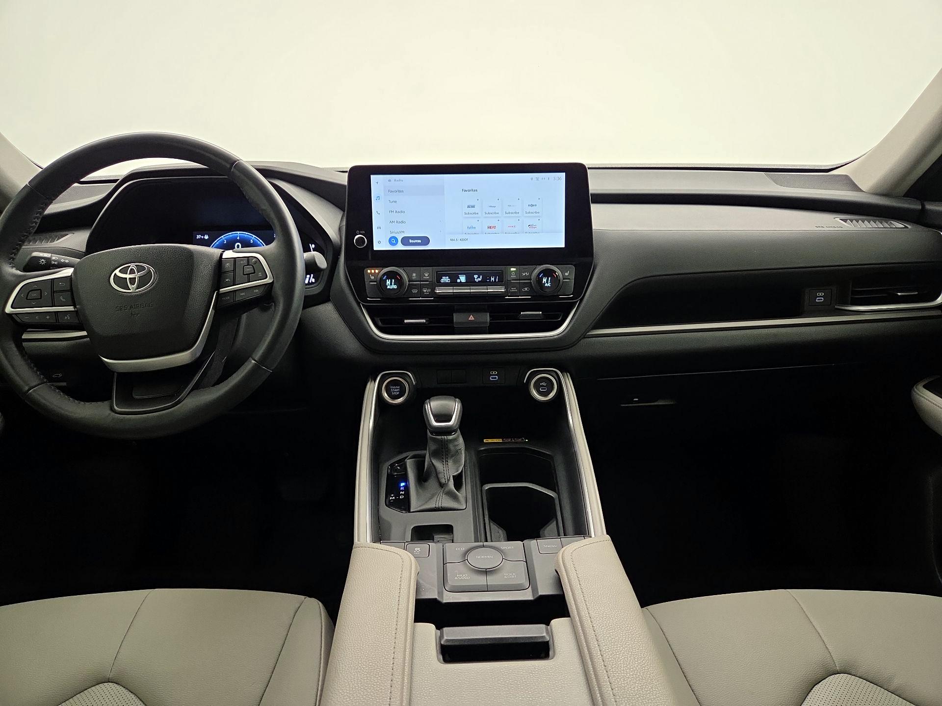 Thumbnail: 2024 Toyota Grand Highlander - 9