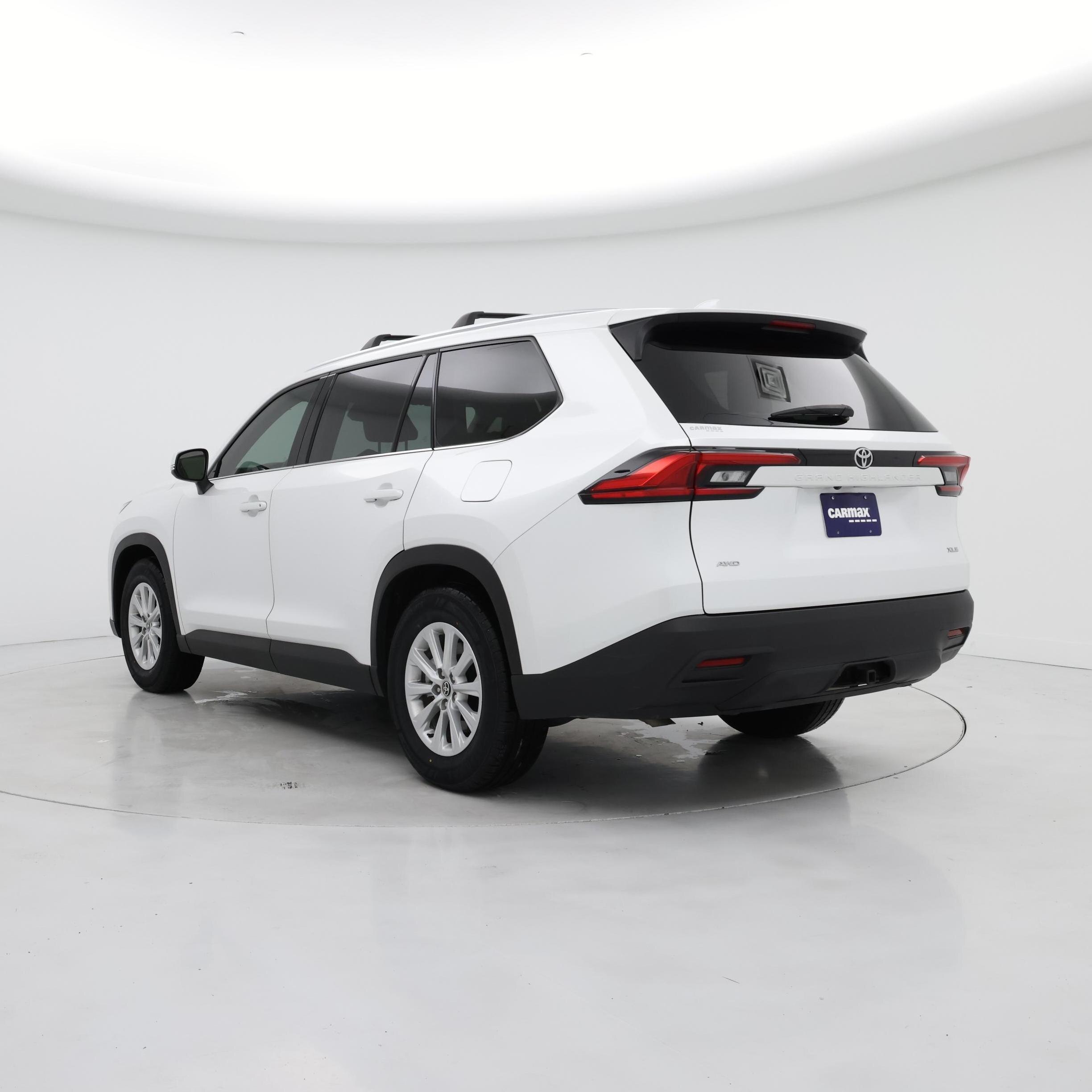 Thumbnail: 2024 Toyota Grand Highlander - 2