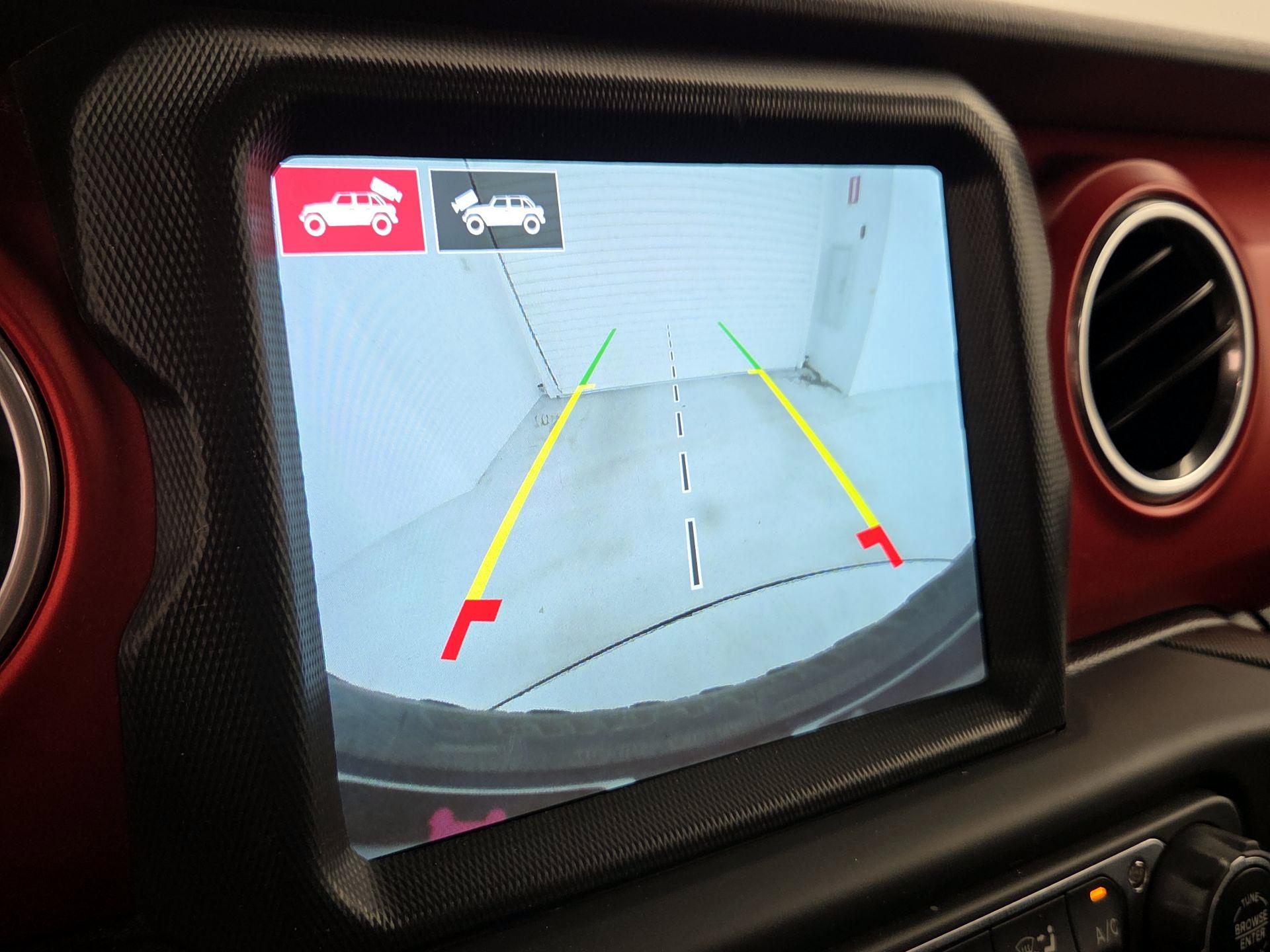 Thumbnail: 2021 Jeep Wrangler - 14