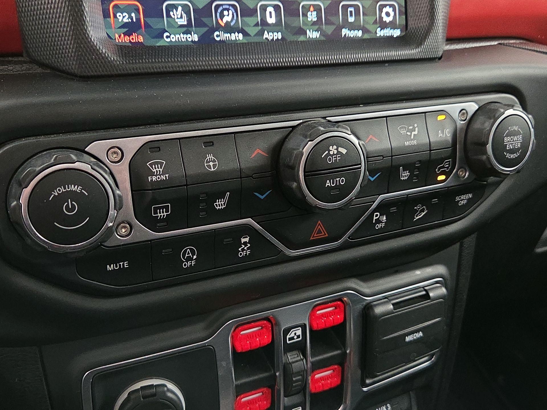 Thumbnail: 2021 Jeep Wrangler - 16