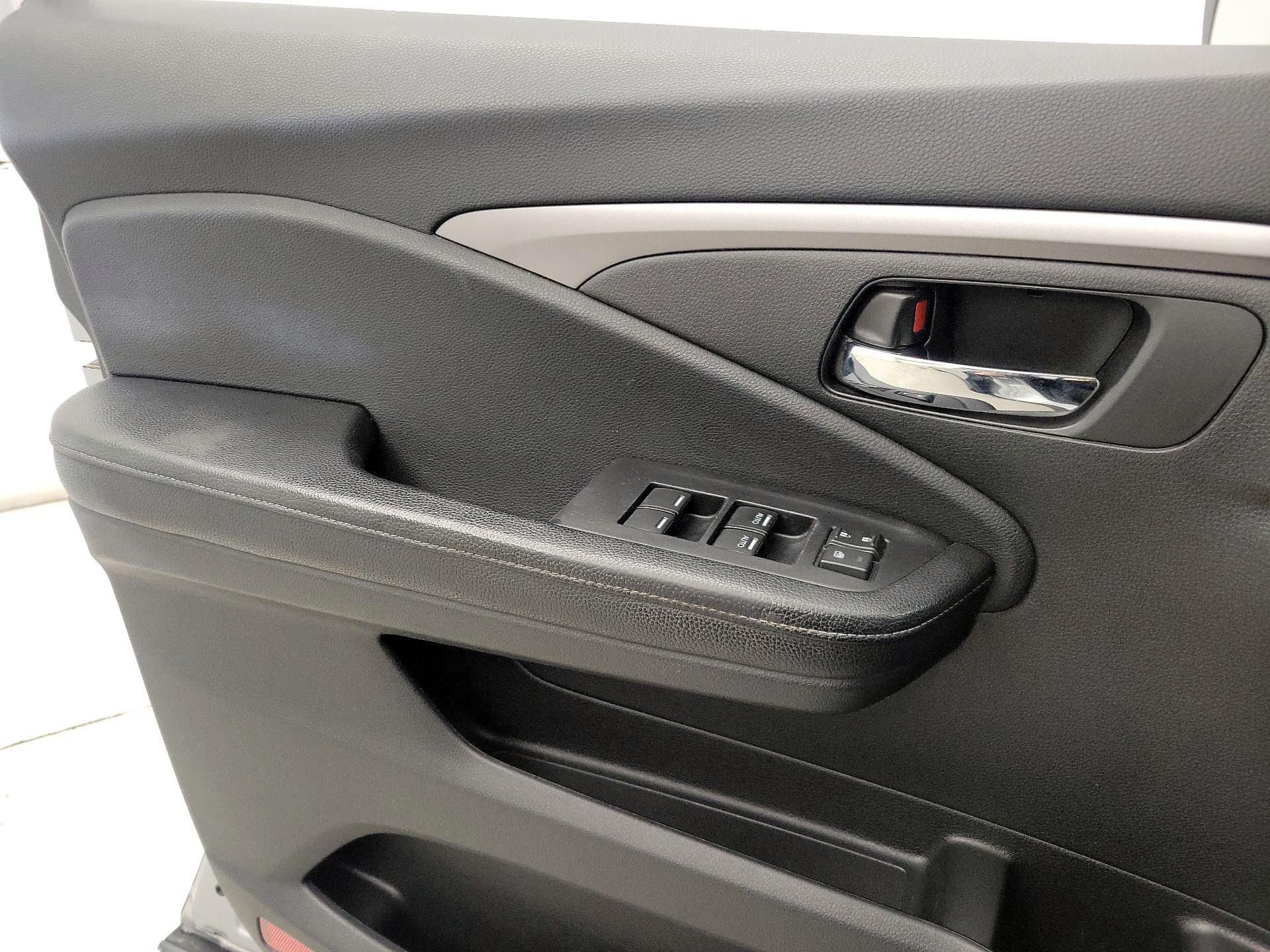 Thumbnail: 2018 Honda Ridgeline - 12