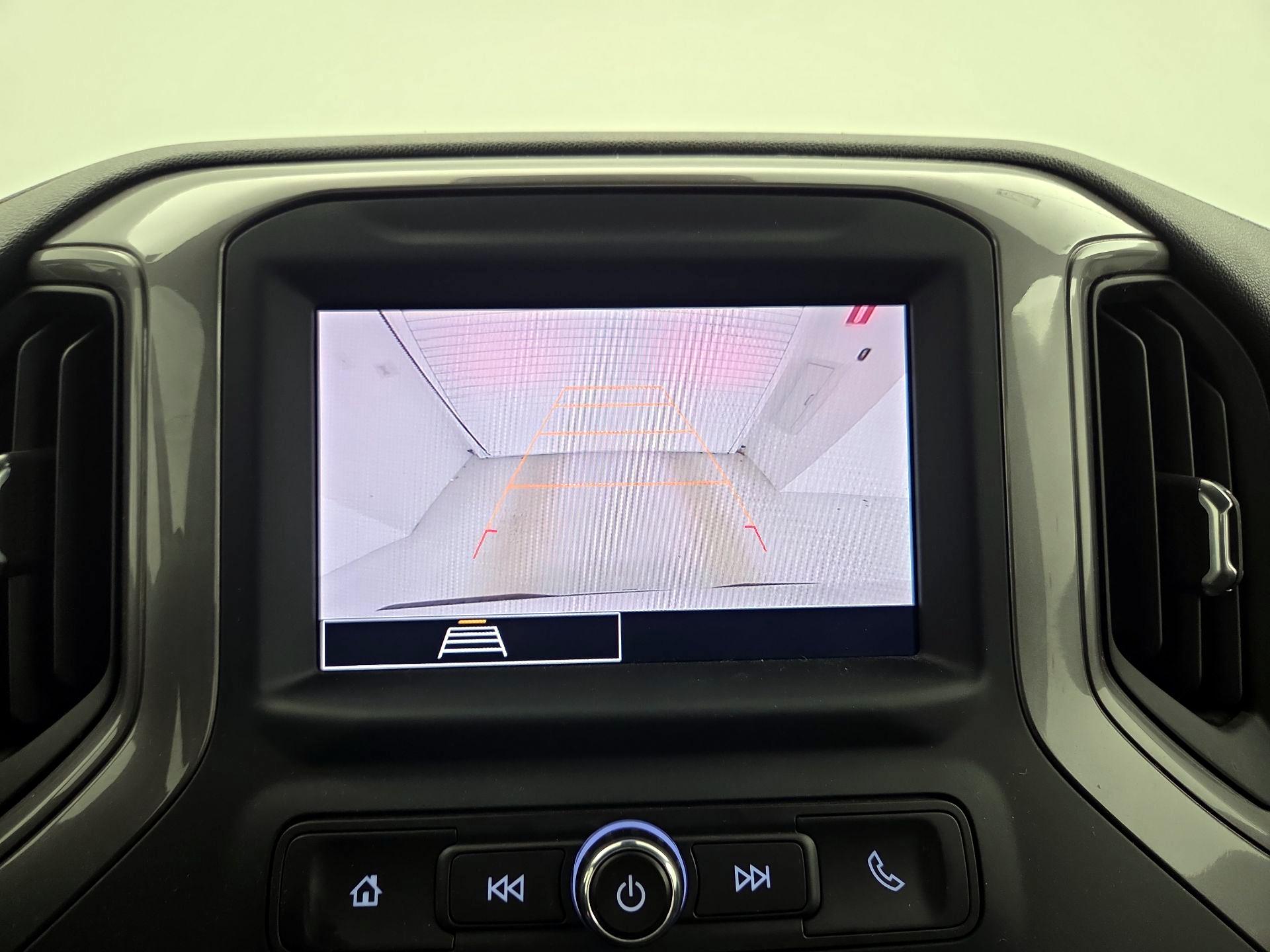 Thumbnail: 2022 Chevrolet Silverado 1500 - 14