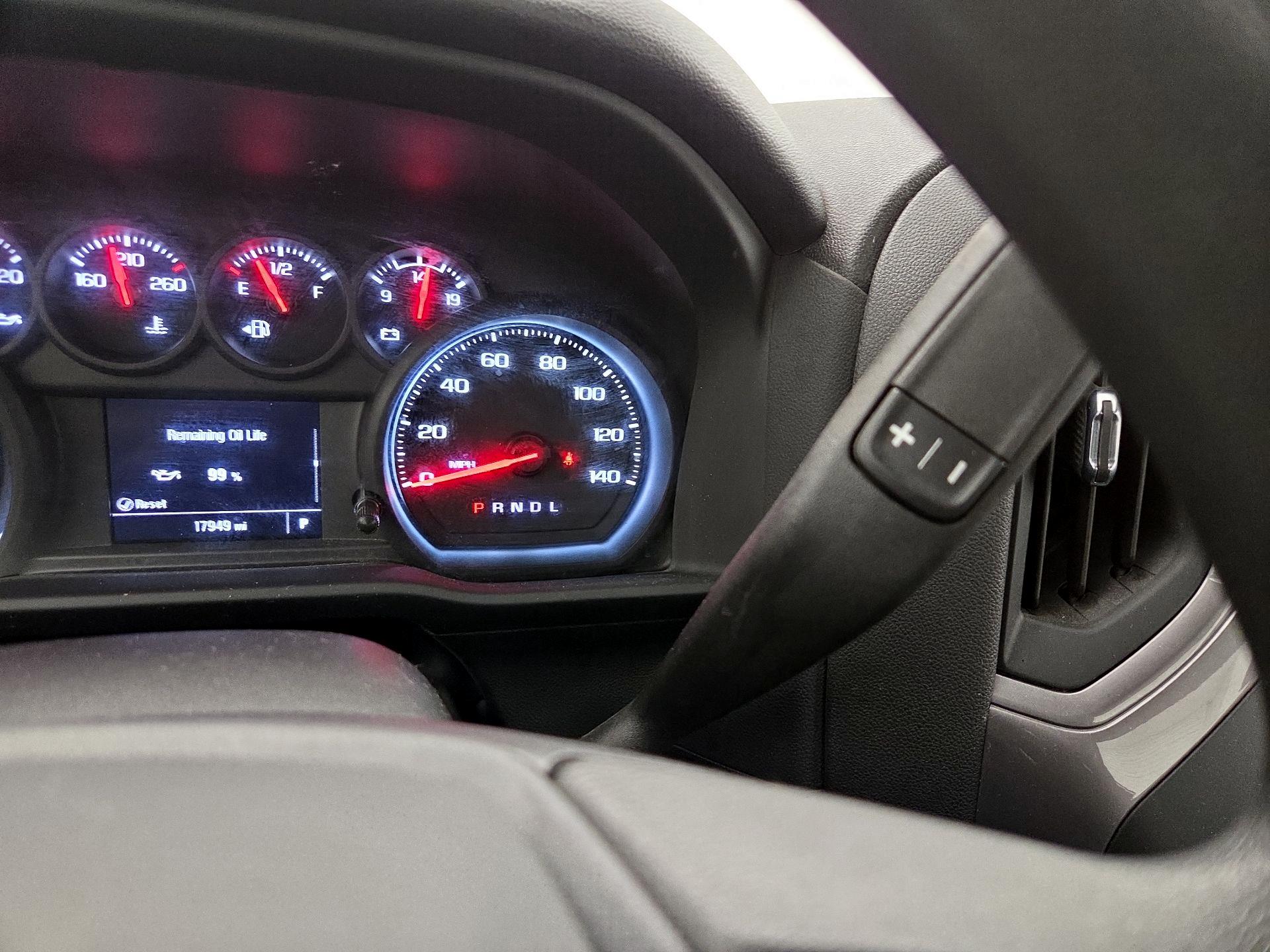 Thumbnail: 2022 Chevrolet Silverado 1500 - 17