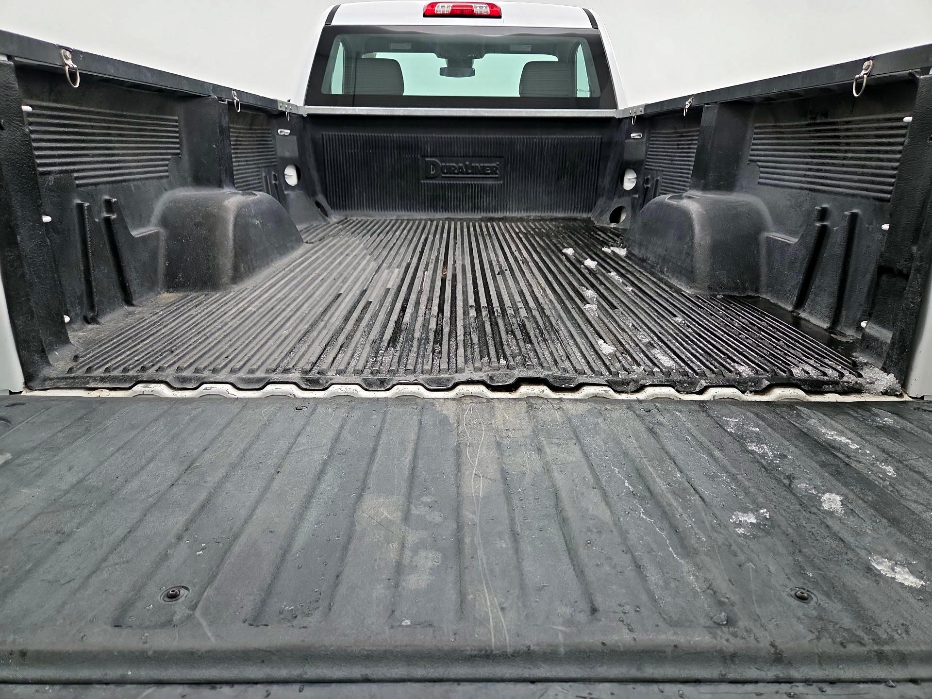 Thumbnail: 2022 Chevrolet Silverado 1500 - 19